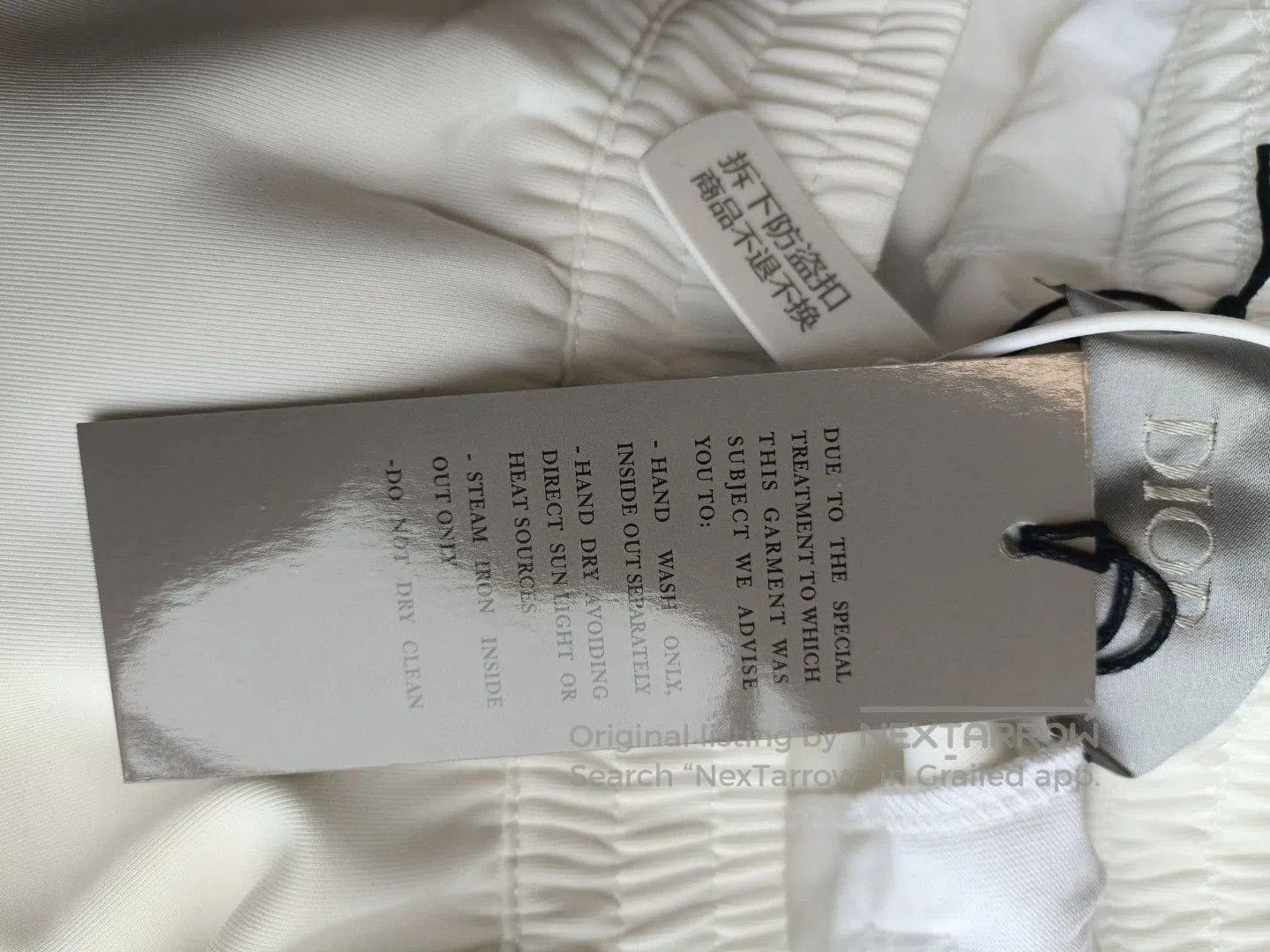 Dior dior short pants with logo from Italy. Size US 27 - 6 Thumbnail