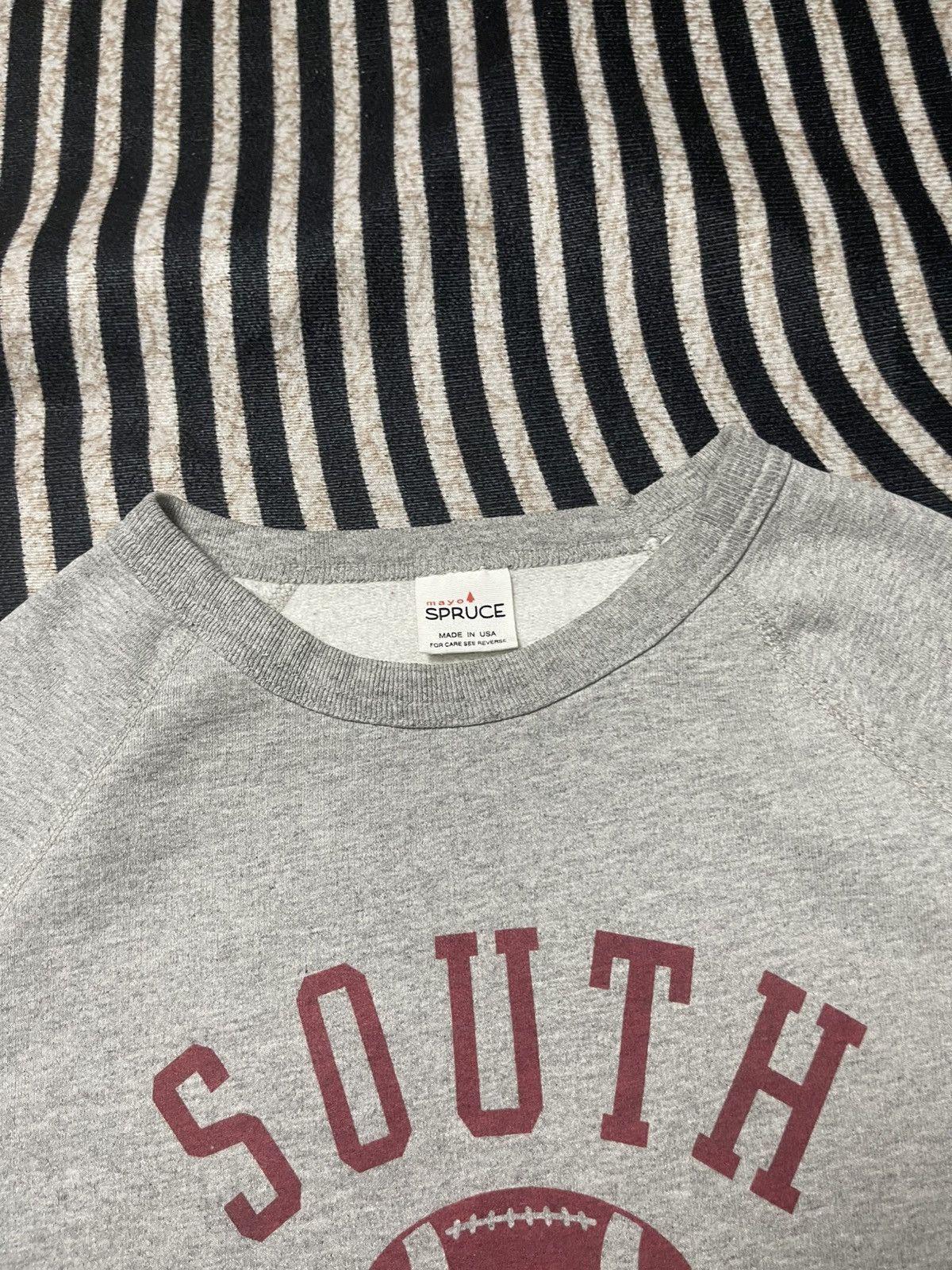 Vintage 70s MAYO SPRUCE “SOUTH FOOTBALL” CREWNECK RARE Size US L / EU 52-54 / 3 - 9 Thumbnail