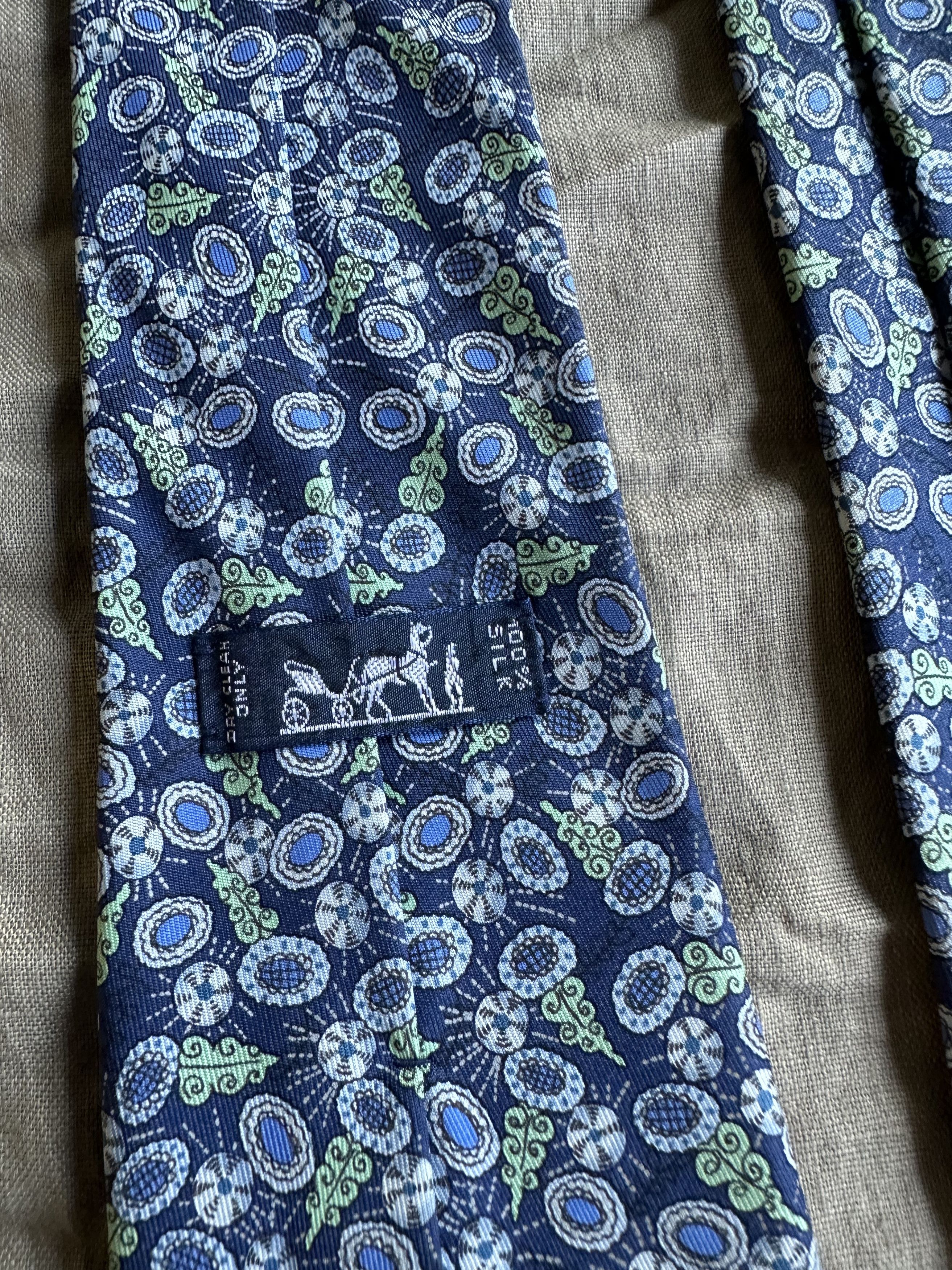 Hermes Hermes Vintage Floral Pattern Silk Tie 7650AP Size ONE SIZE - 3 Thumbnail