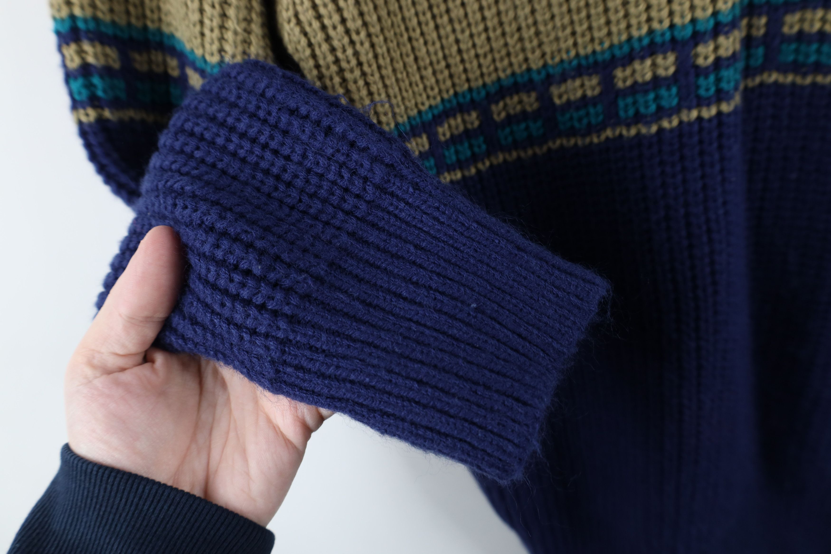 Vintage Vintage 90s Streetwear Chunky Ribbed Knit Crewneck Sweater Size US L / EU 52-54 / 3 - 6 Thumbnail