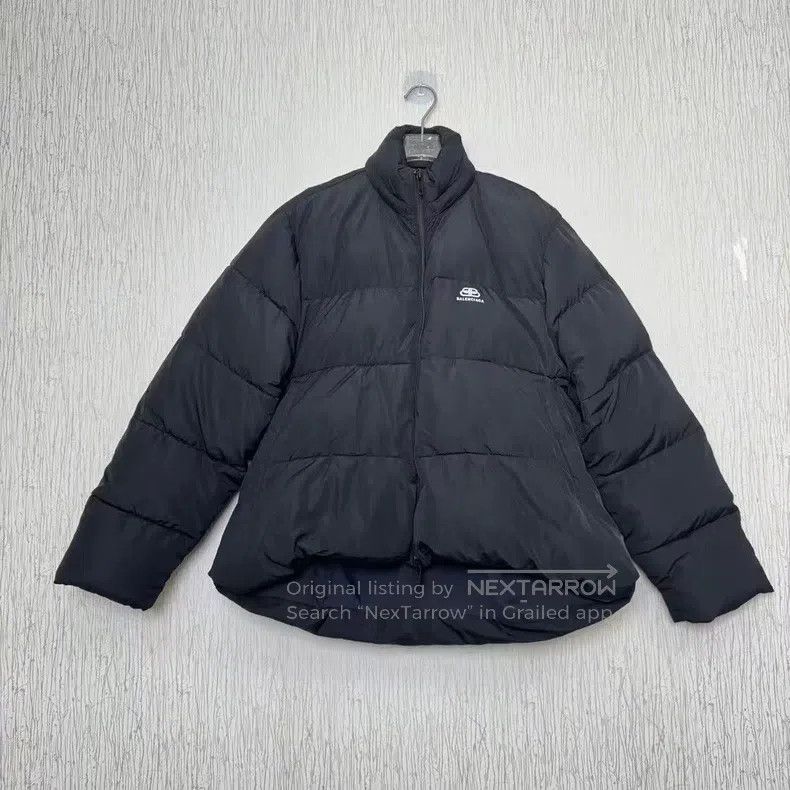 Balenciaga Balenciaga Black Oversized Double B Buckle Puffer Jacket Size XXS / US 00 / IT 34 - 1 Thumbnail