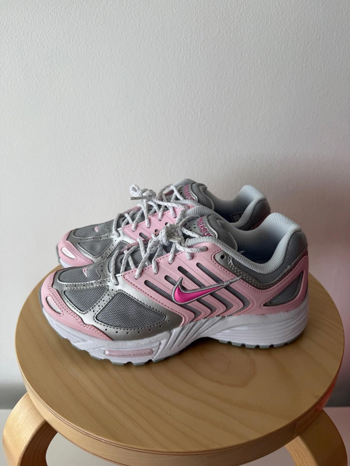 Nike new nike womens w air pegasus 2005 sneakers shoes pink 7 38 Size US 7 / IT 37 - 3 Thumbnail