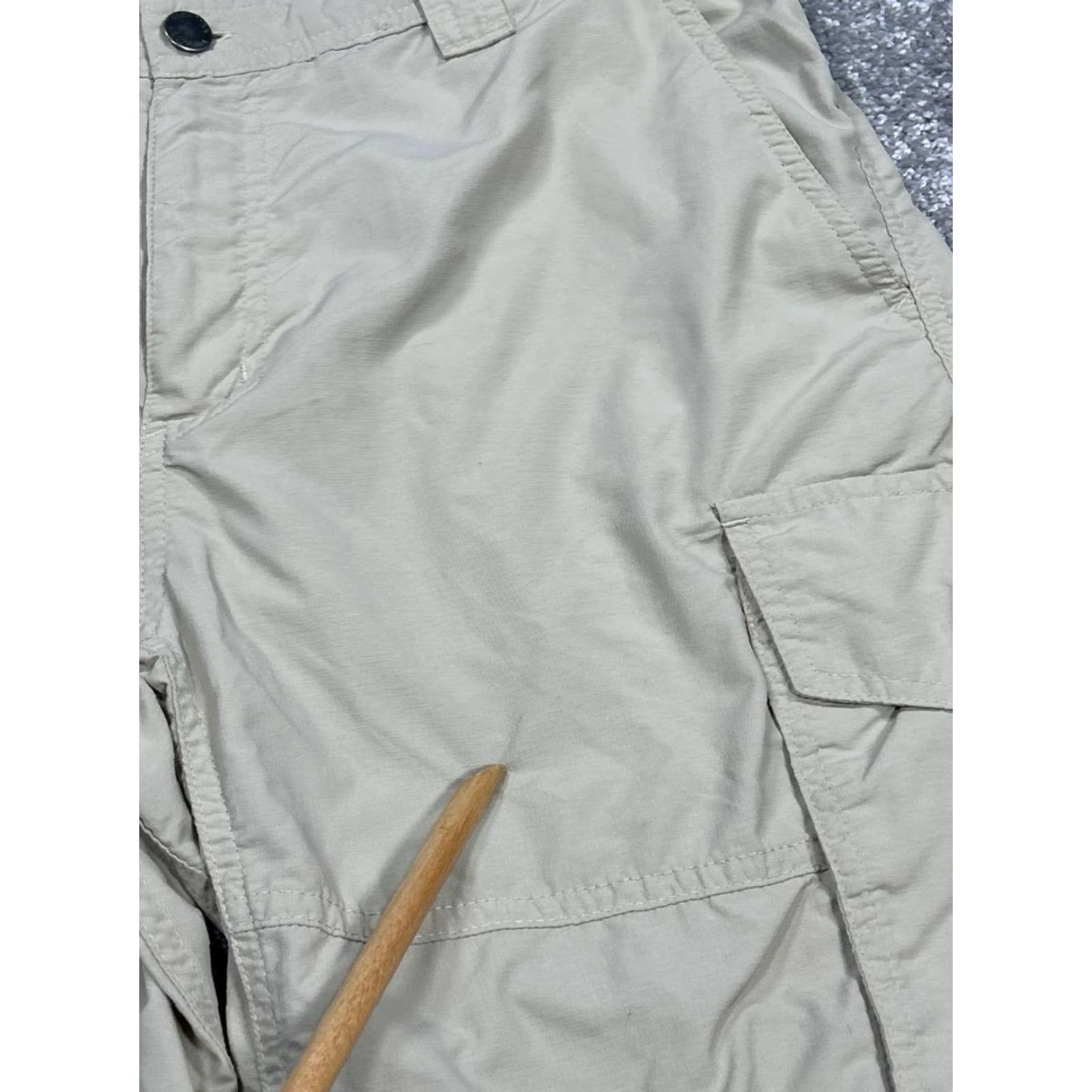 Vintage Columbia Cargo Shorts Mens 32 Beige Nylon Lightweight Ripstop 10" Size US 32 / EU 48 - 3 Thumbnail