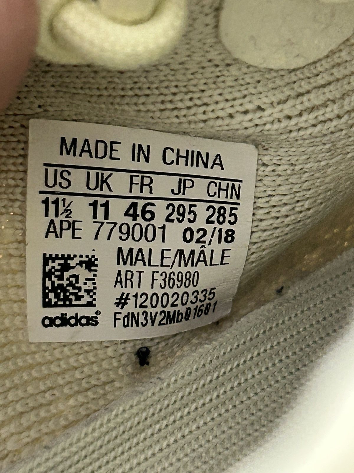Adidas × Yeezy Adidas Yeezy boost 350v2 Butter Size US 11 / EU 44 - 7 Thumbnail