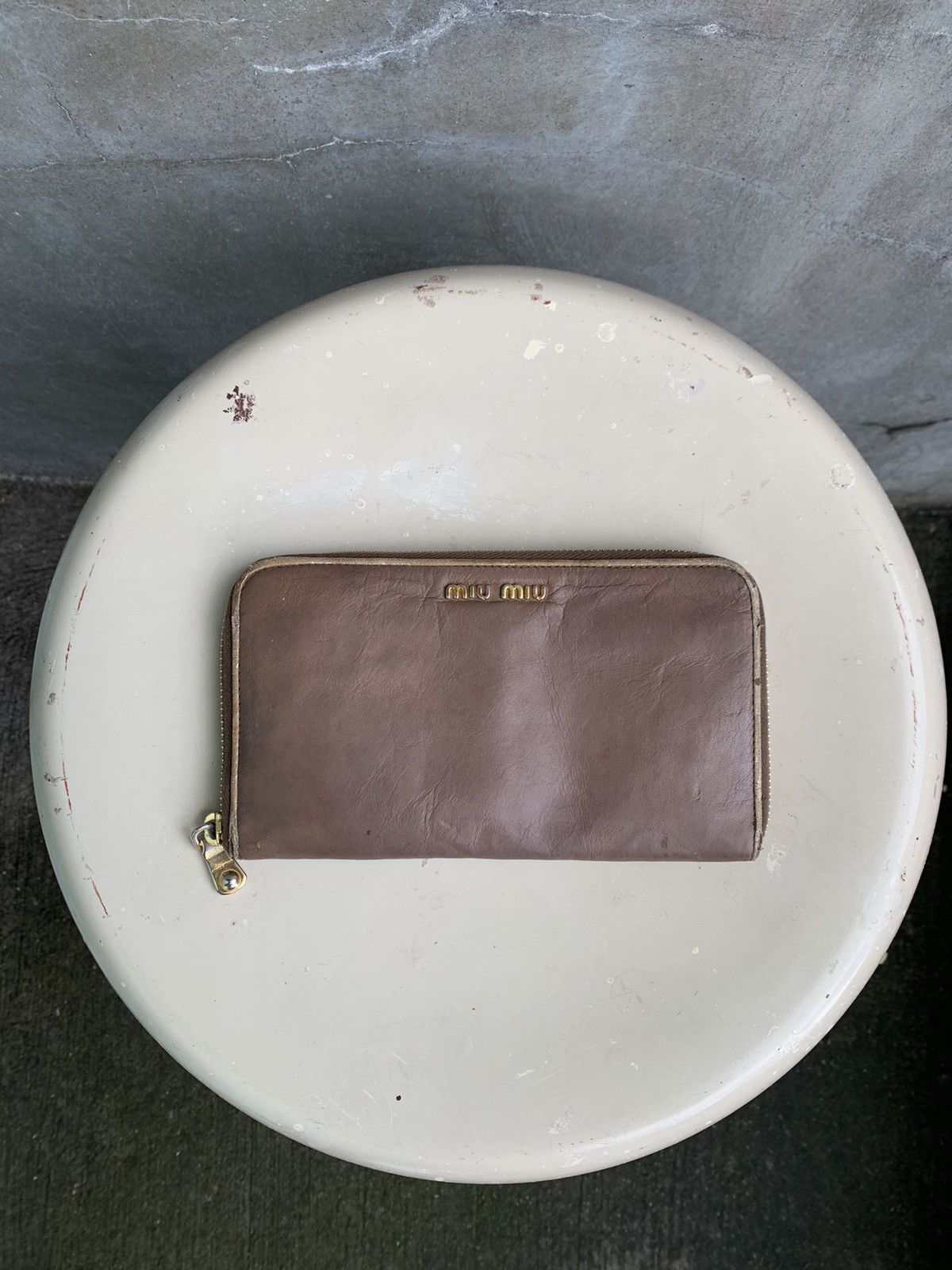 Miu Miu Wrap Around Zip Wallet Size ONE SIZE - 1 Thumbnail