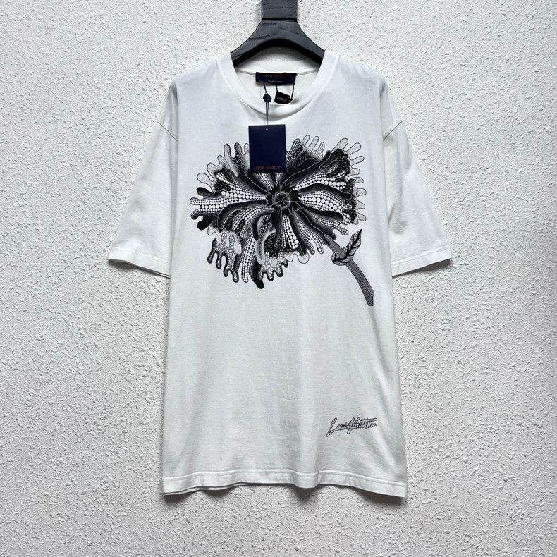 Louis Vuitton Louis Vuitton short sleeves Size US XXL / EU 58 / 5 - 1 Thumbnail