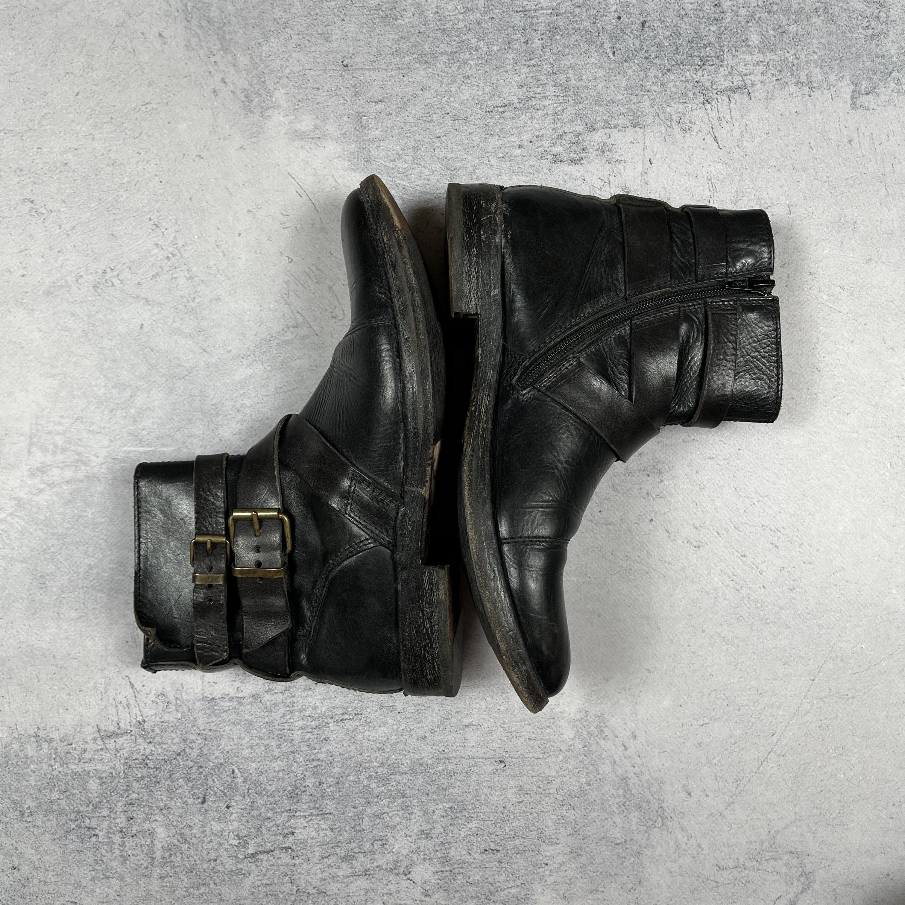MoMA Ladies MoMA Avant-Garde Black Leather Chelsea Boots Size US 7 / IT 37 - 16 Thumbnail
