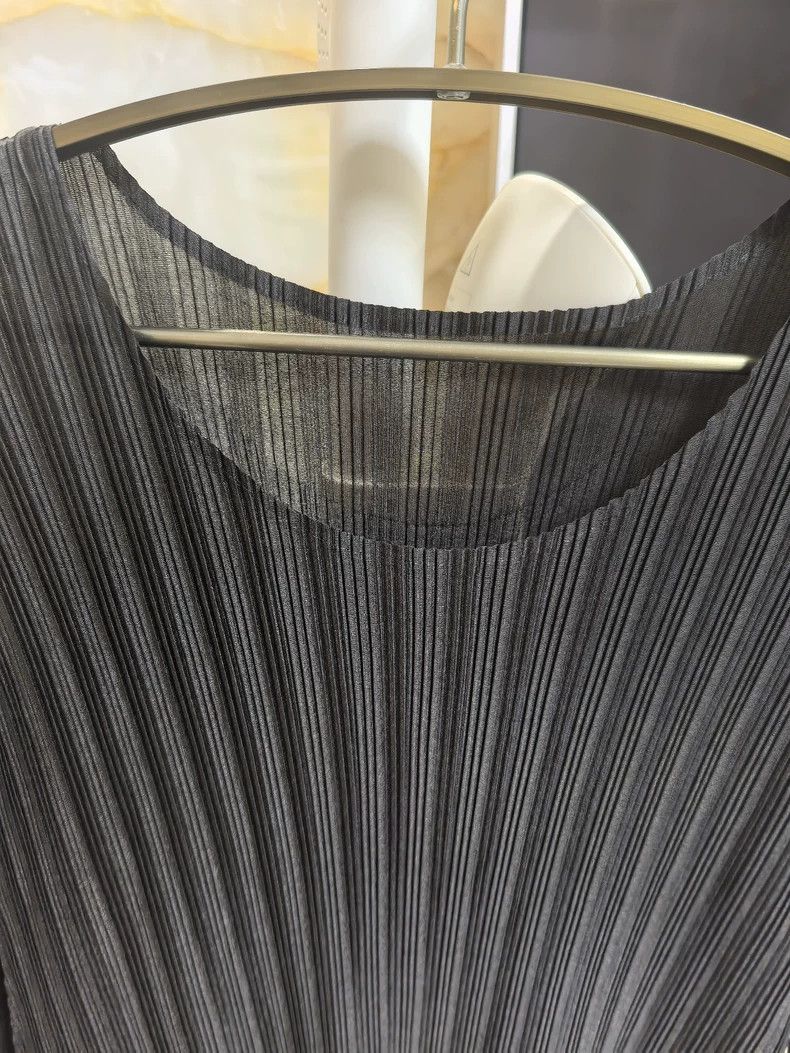 Issey Miyake Issey Miyake size:3 Black pleated dress Size M / US 6-8 / IT 42-44 - 2 Thumbnail
