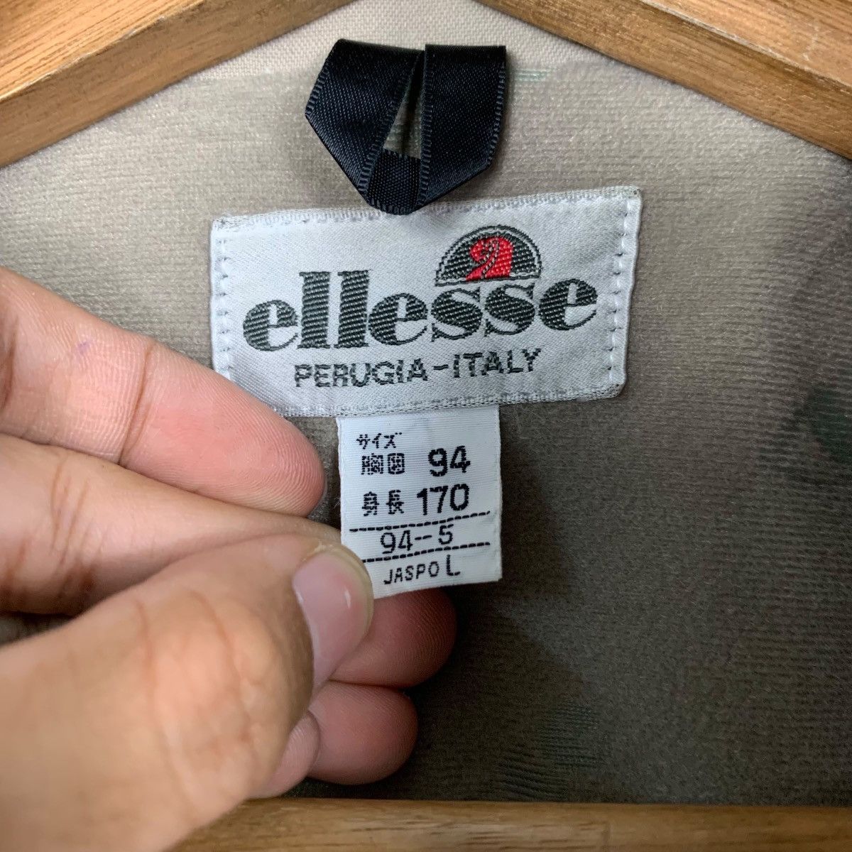 Ellesse 90s ELLESSE Super Racing Gear Double Layer Jacket #2859-C129 Size US L / EU 52-54 / 3 - 18 Thumbnail