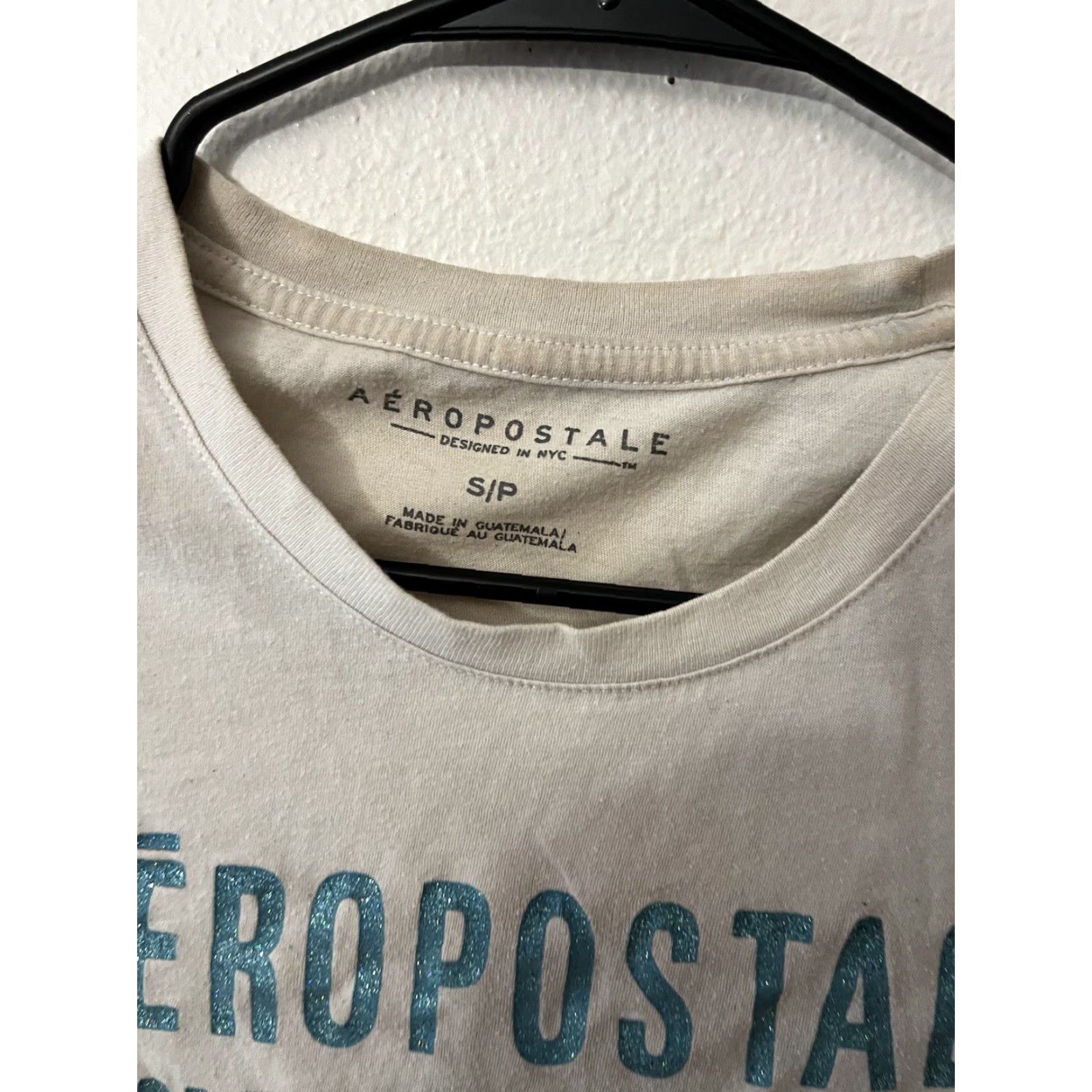 Aeropostale AEROPOSTALE Love Graphic Tee Shirt Women Ivory Small Short Sleeve Crew Neck Casual Size S / US 4 / IT 40 - 3 Thumbnail
