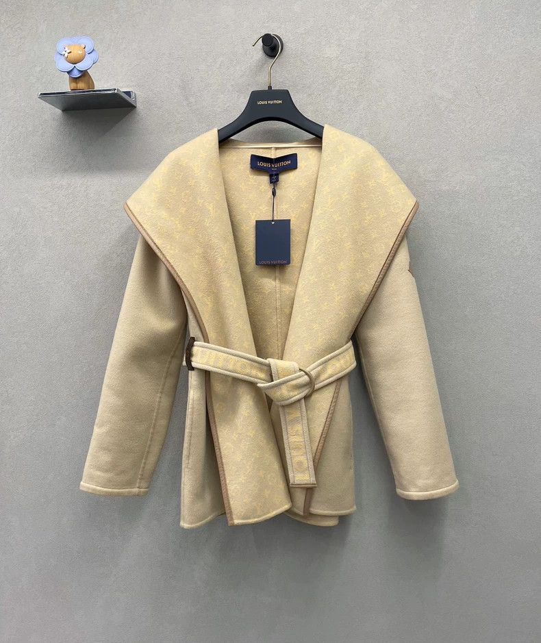 LV Camel Monogram Print Coat - dmc