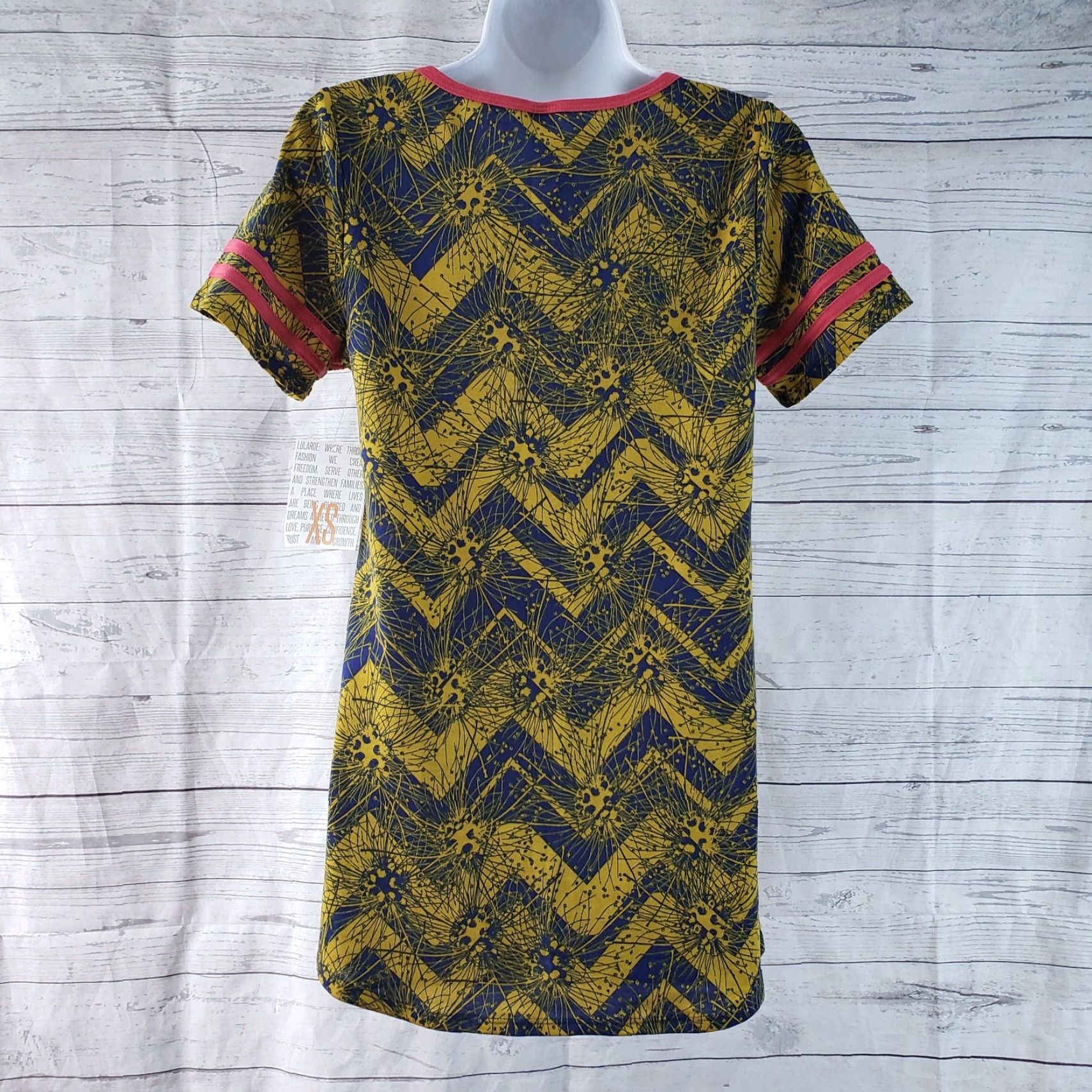 Vintage LuLaRoe T Shirt XS Blue Mustard Short Sleeve Polyester Blend Womens Size 26" / US 2 / IT 38 - 4 Thumbnail