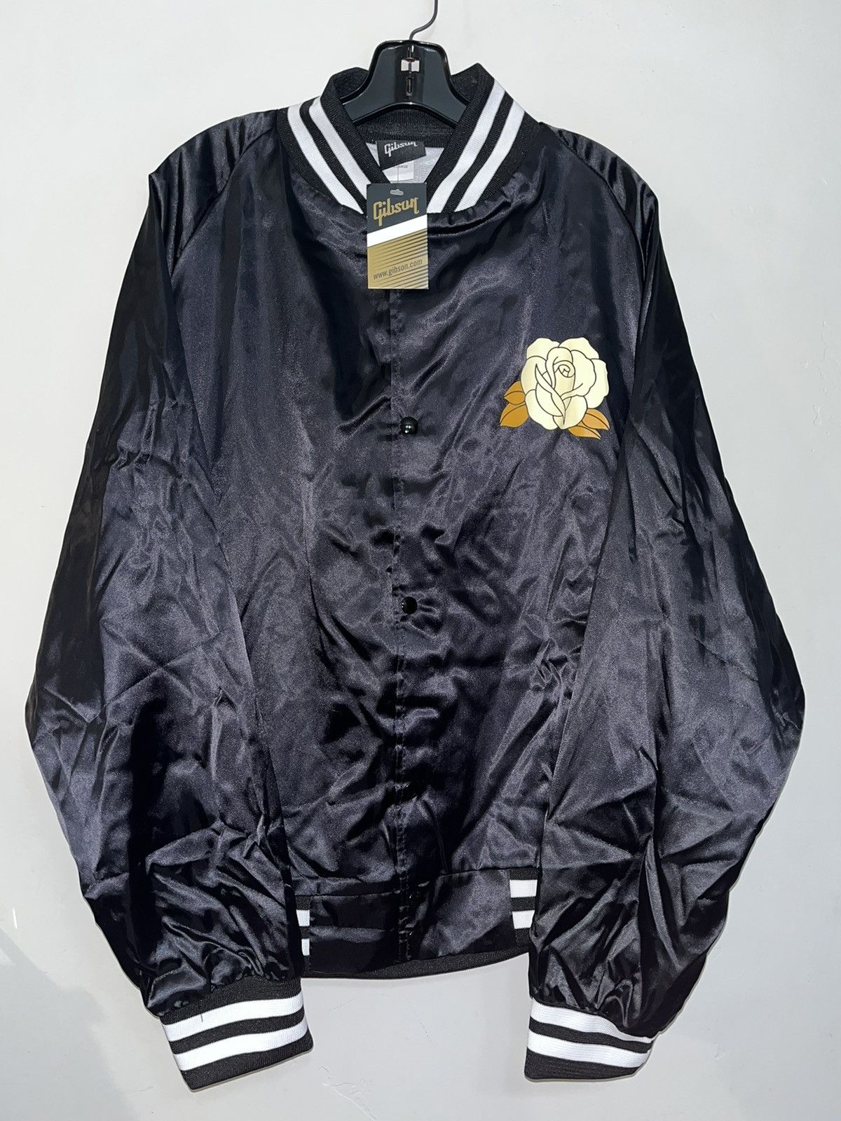 Other Crazy Gibson Sister Rosetta Tharpe Rose Satin Bomber Jacket Size US XL / EU 56 / 4 - 1 Thumbnail