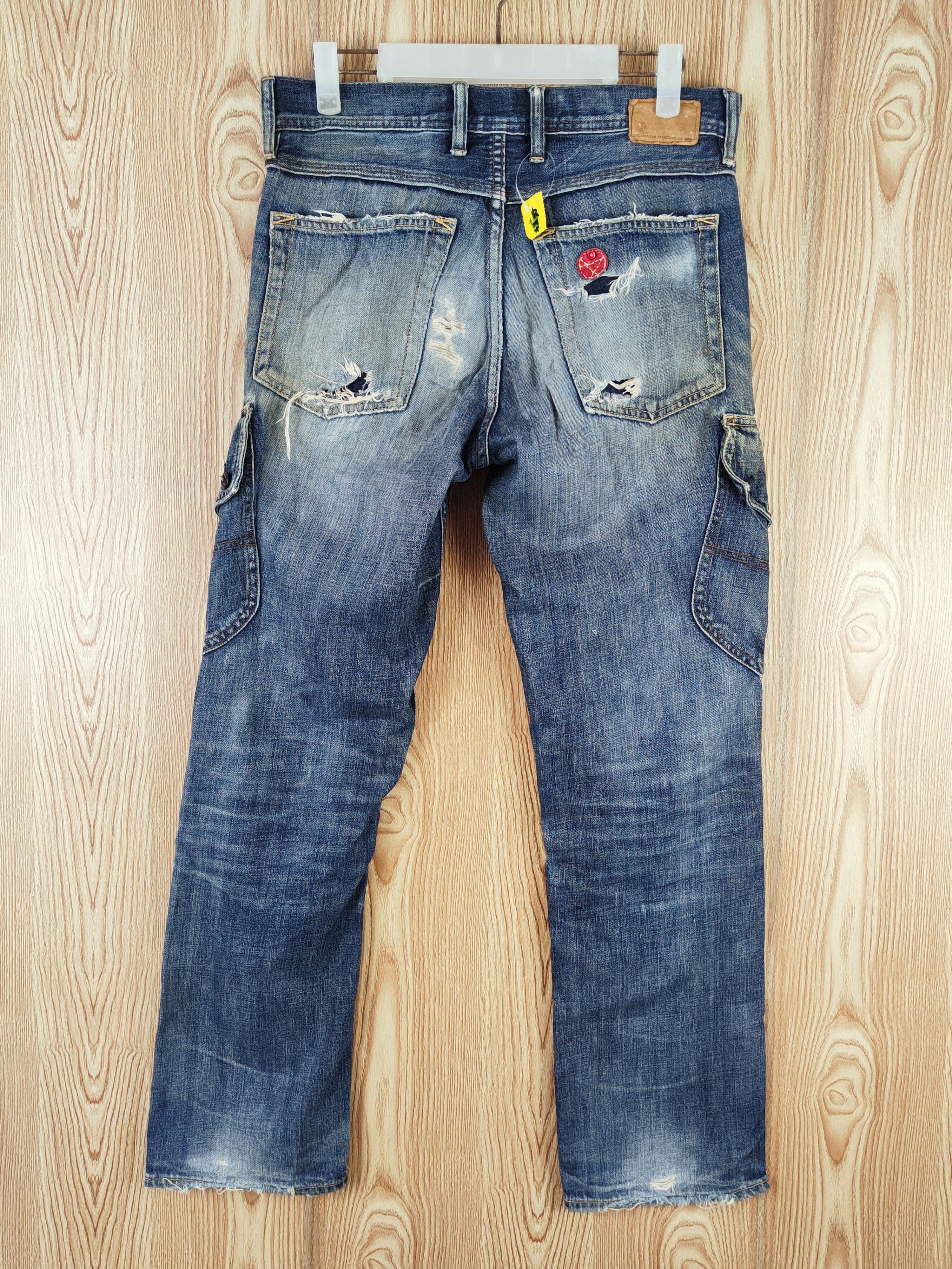 Gap DL Gap Dark Blue Faded Distressed Ripped Cargo Jeans #W023 Size US 31 - 9 Thumbnail