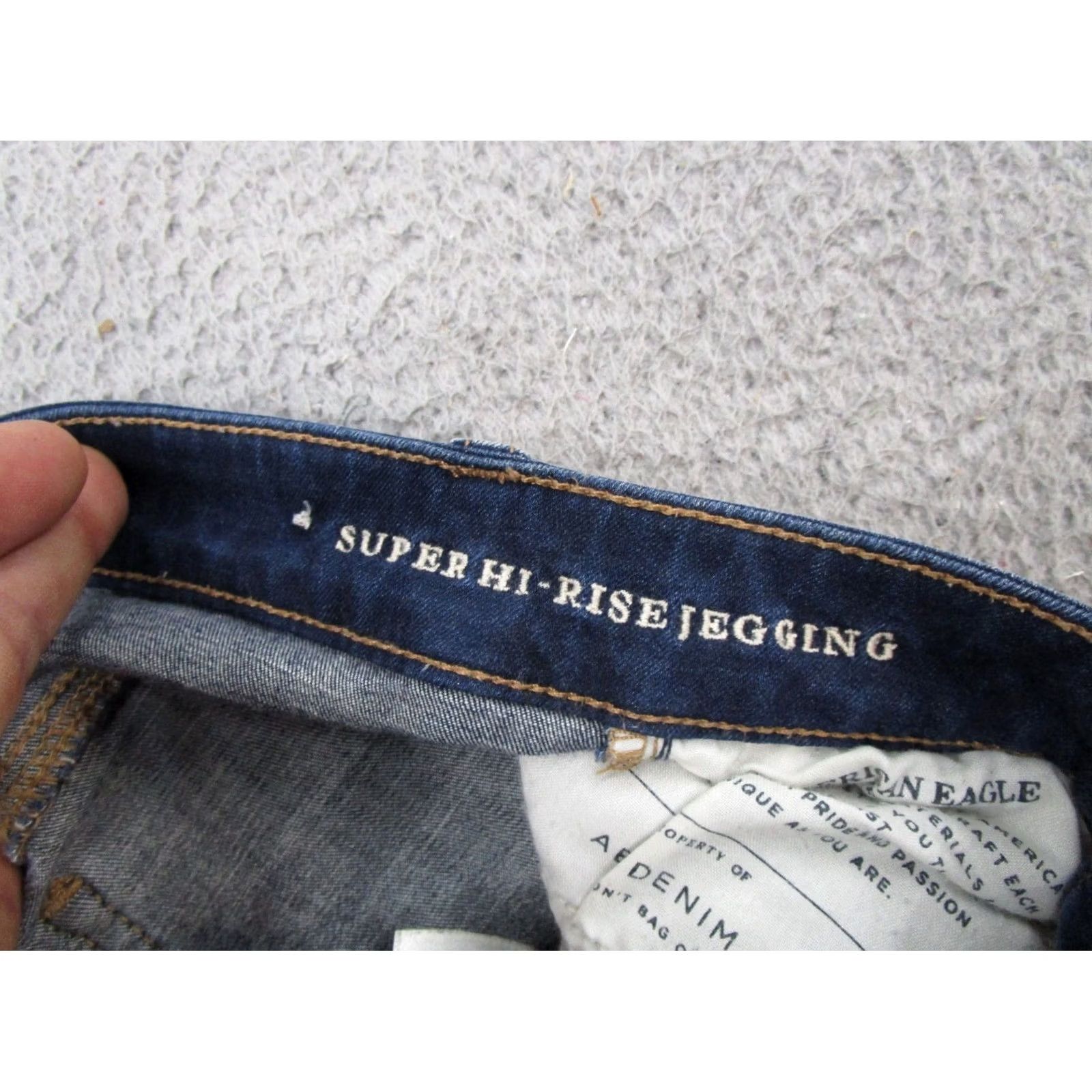American Eagle Outfitters American Eagle Outfitters Jegging Jeans Women 00 Super Stretch Hi Rise 5-Pocket Denim Blue Cotton Blend Shirt? Size 24" / US 00 / IT 34 - 5 Thumbnail