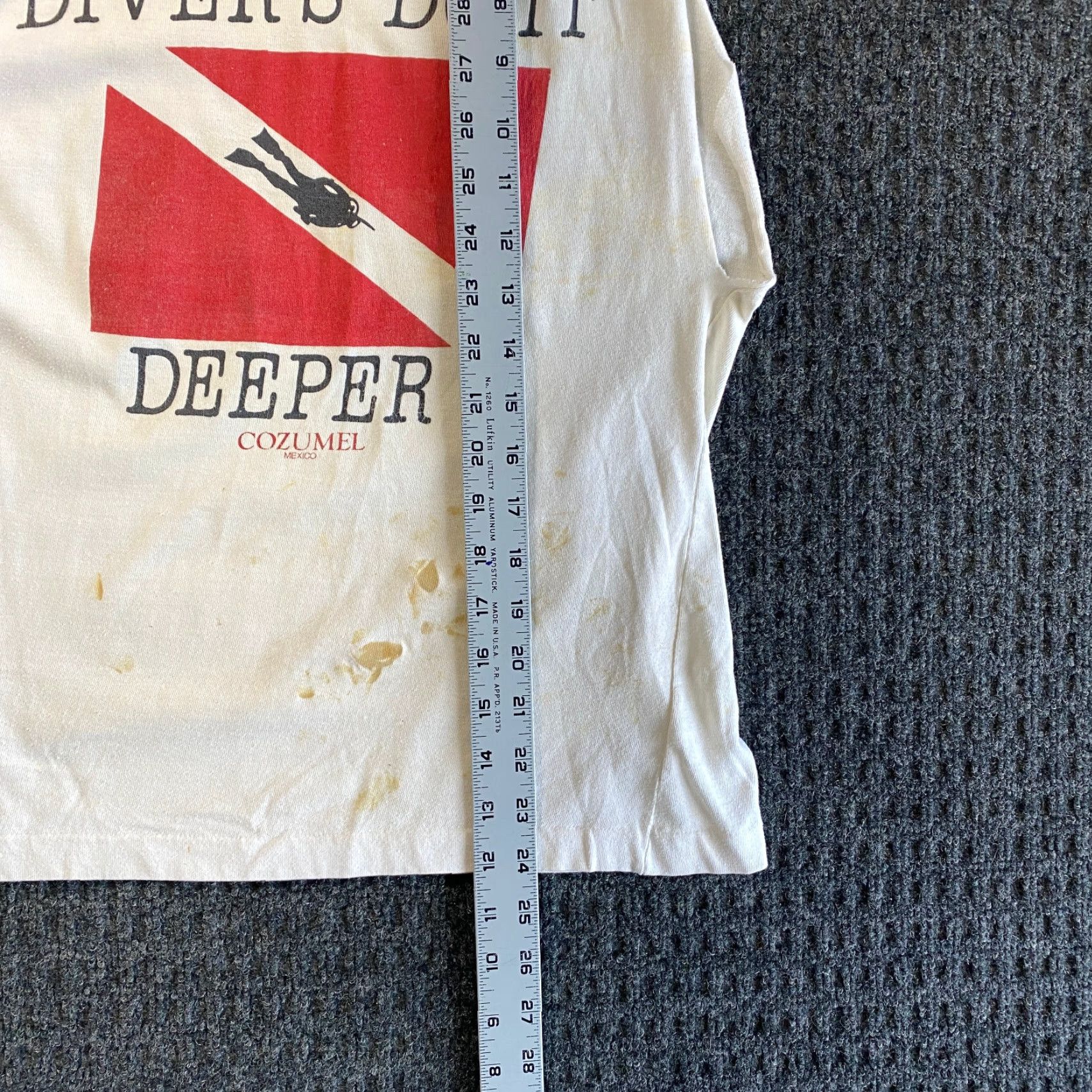 Vintage VINTAGE Diver’s Do It Deeper Cozumel Mexico T Shirt Custom Sleeveless M White Size US M / EU 48-50 / 2 - 7 Thumbnail