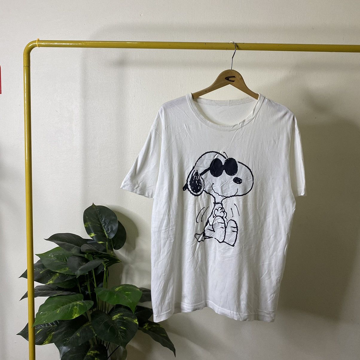 Peanuts GU x Peanuts Snoopy Collaboration Tee Size US XL / EU 56 / 4 - 1 Thumbnail