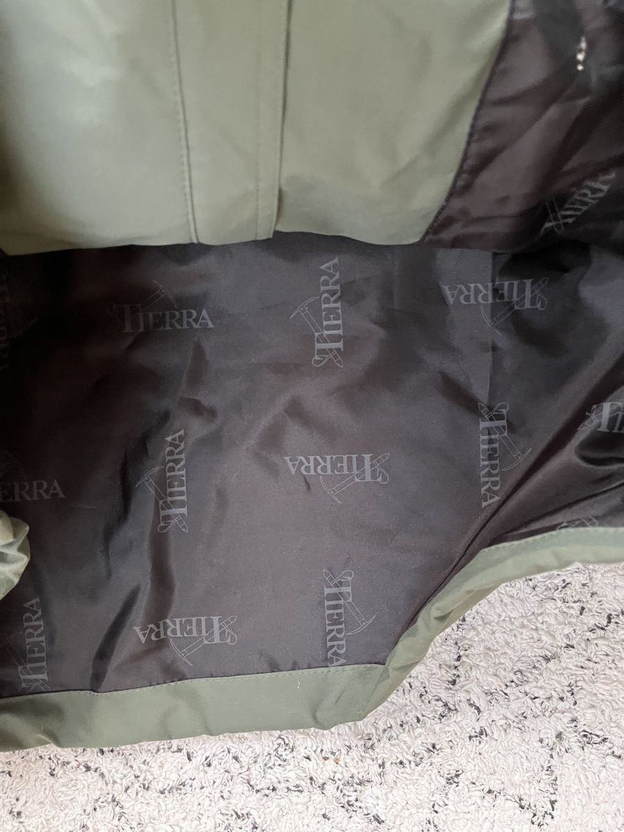 Japanese Brand Loop Flyfishing multipocket 🎣 wading jacket fishing sst pfg Size US L / EU 52-54 / 3 - 7 Thumbnail