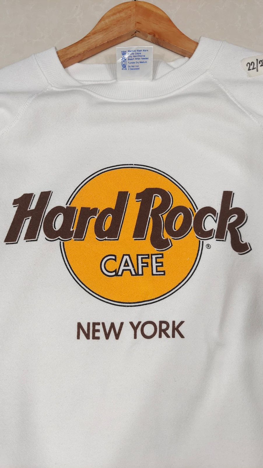 Vintage VINTAGE 90s HARD ROCK CREWNECK Size US M / EU 48-50 / 2 - 4 Thumbnail