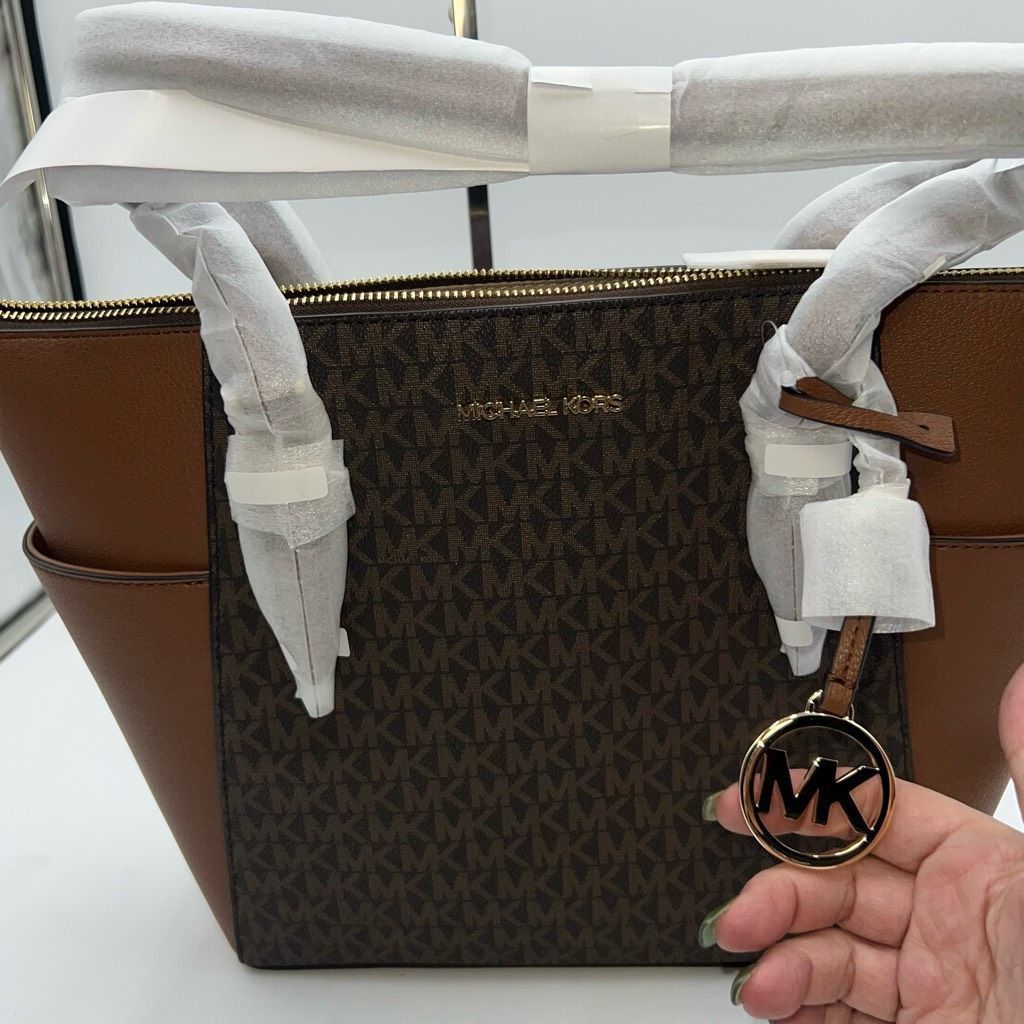 Michael Kors Michael Kors Charlotte Tote In Brown Size ONE SIZE - 3 Thumbnail