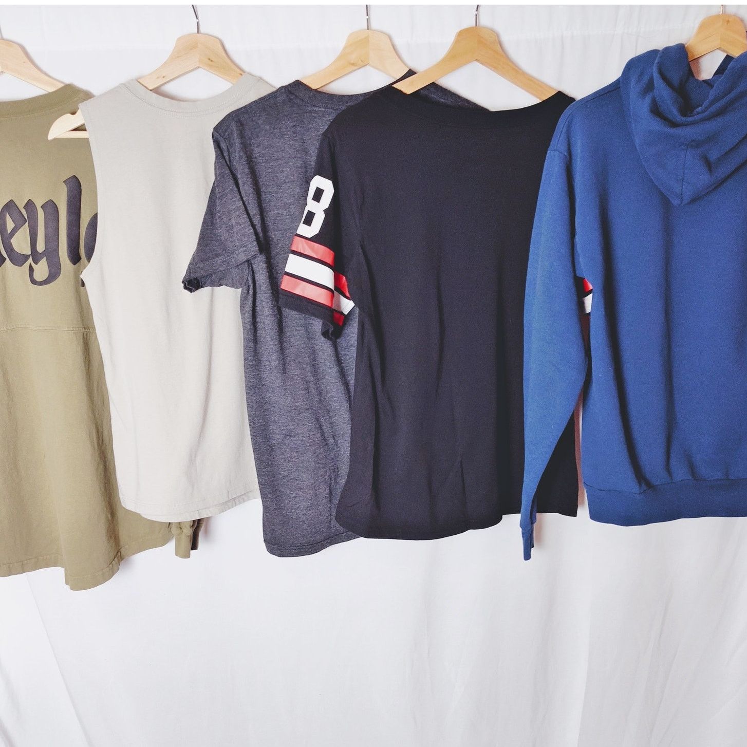 Disney Disney Women's Tops 5-Pack Size Small Mixed Bundle Size S / US 4 / IT 40 - 13 Thumbnail