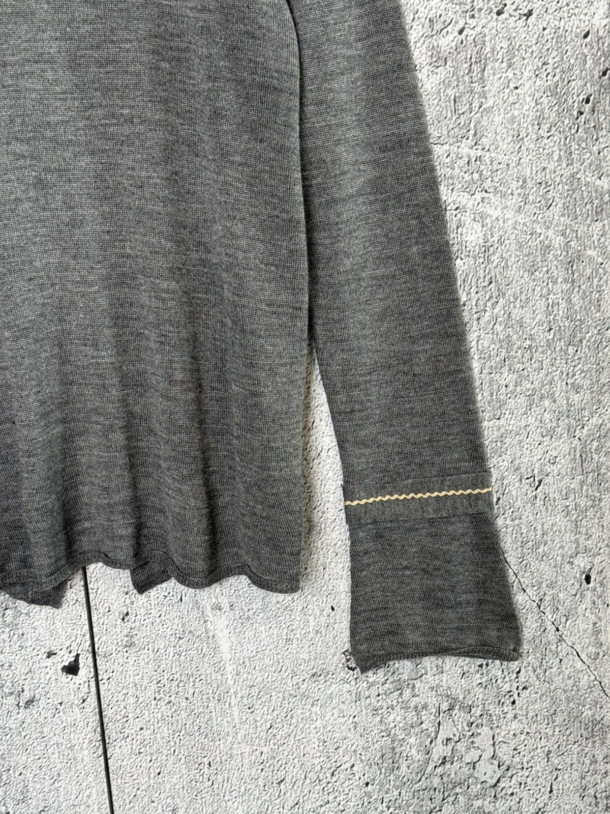 Prada Prada Grey Wool and Silk Knit Long Sleeve Open Back Sweater Size S / US 4 / IT 40 - 5 Thumbnail