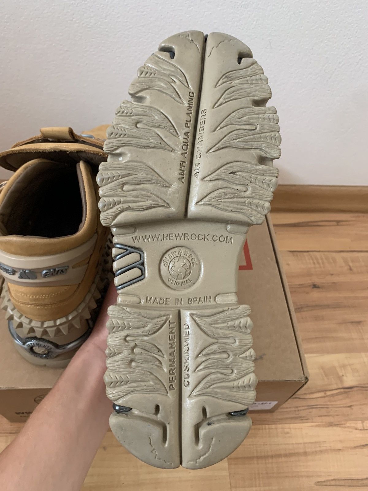 New Rock × Vetements VETEMENTS x New Rock flamesole camel boots *rare* Size US 9 / EU 42 - 9 Thumbnail