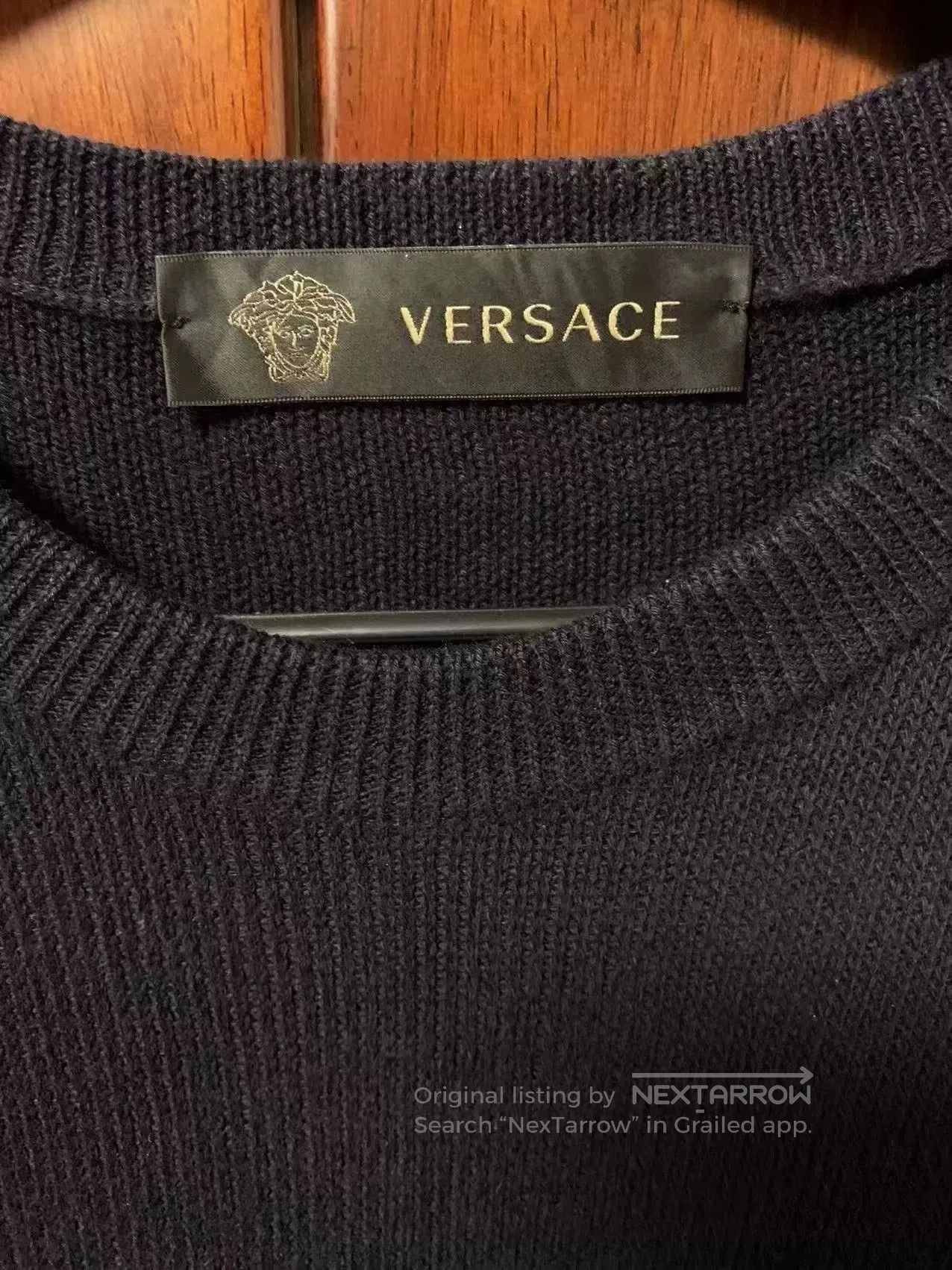 Versace Versace Men's Knitwear with Stripe Logo. Size US M / EU 48-50 / 2 - 3 Thumbnail