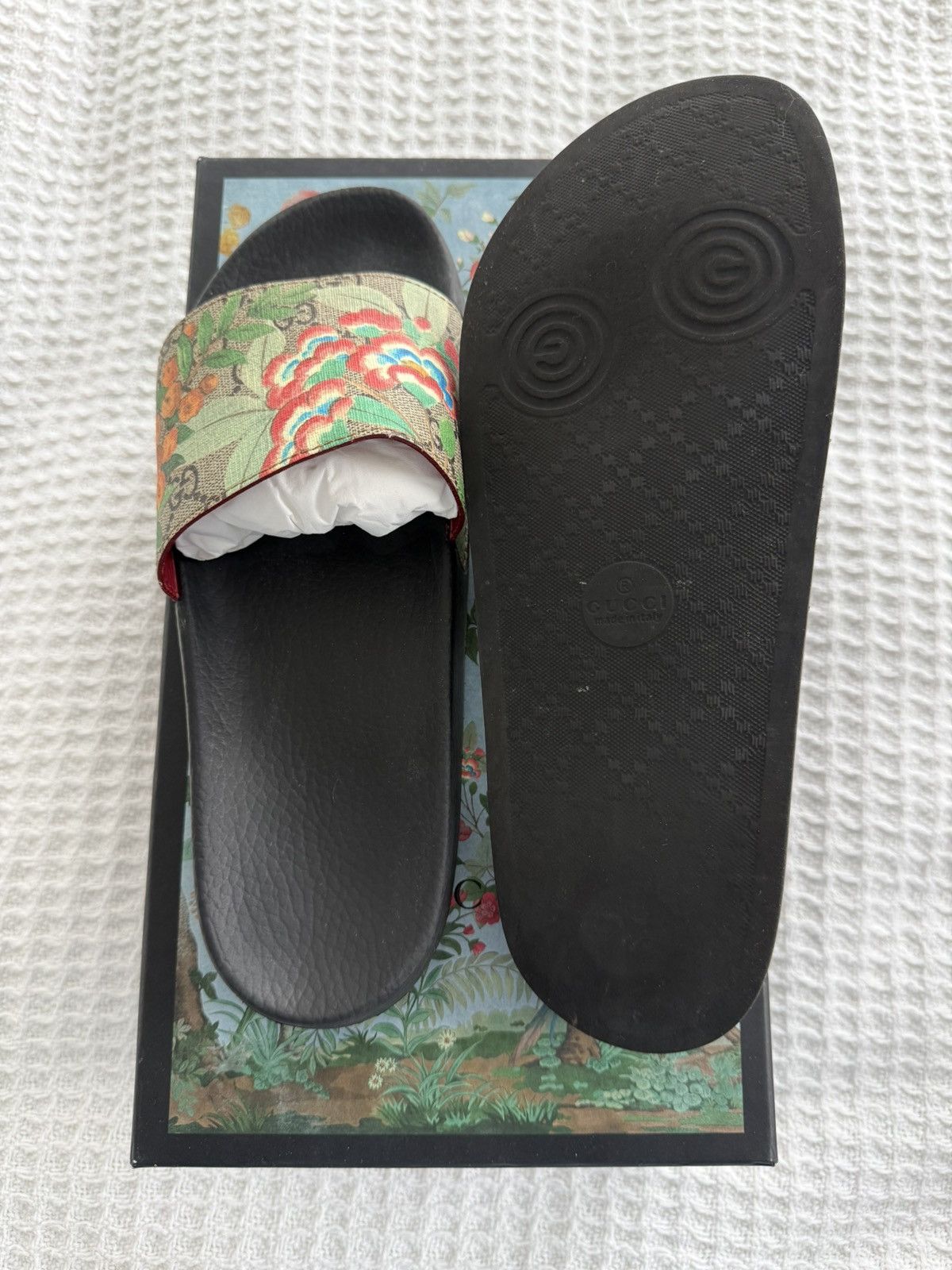 Gucci RARE Gucci Flip Flops Size 10 - Tian Bloom Flora Bird Size US 10 / EU 43 - 5 Thumbnail
