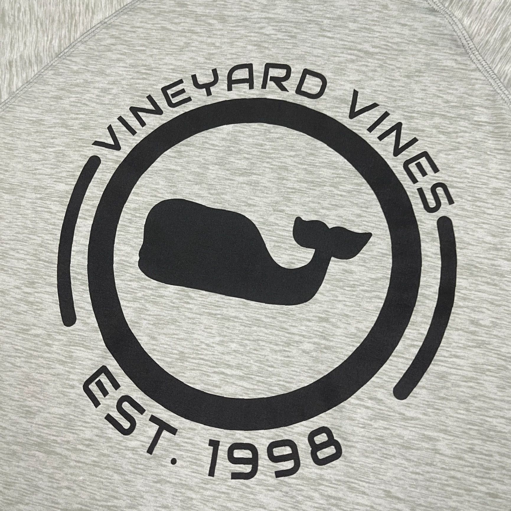 Vineyard Vines Vineyard Vines Performance Hoodie Mens XL Gray Lightweight Hiking Graphic Preppy Hoodie Mens XL Gray Hiking Graphic Preppy Size US XL / EU 56 / 4 - 3 Thumbnail
