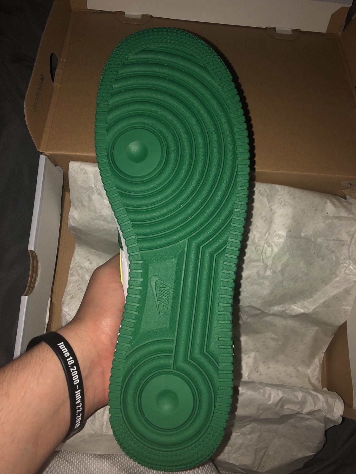 Nike Nike af1 low shamrock st patricks day Size US 11 / EU 44 - 9 Thumbnail