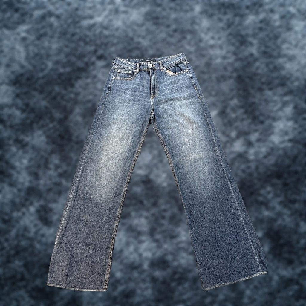 Aeropostale AeroPOSTALE Jeans Womens 30x32 Wide-Leg High Rise Dark Frayed Distressed Pockets Denim Blue 100% Cotton Regular Jeans Womens Boys Girls Size 30" / US 8 / IT 44 - 1 Thumbnail