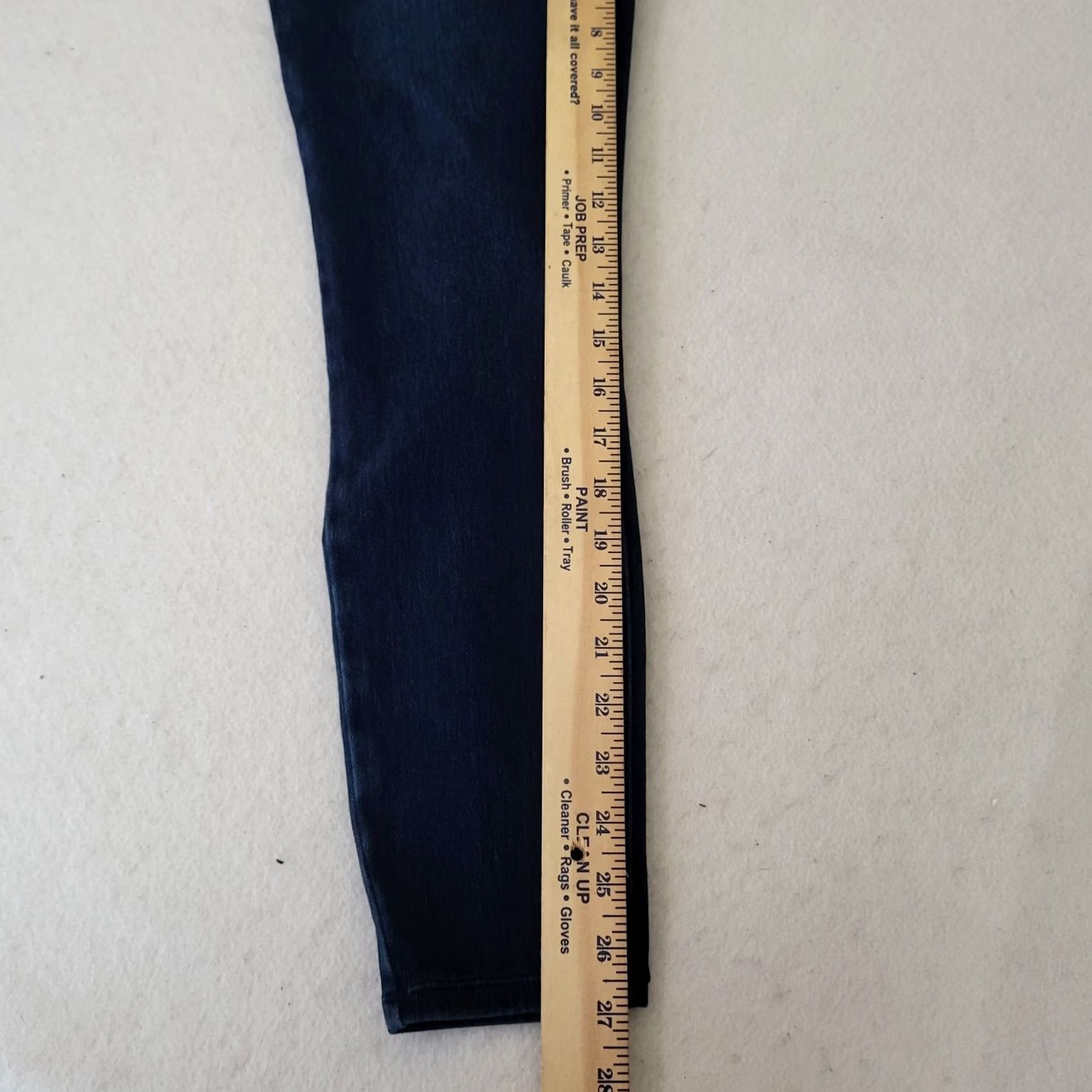 Spanx Spanx Jeans Ankle Pull-on Blue Women’s Size M Regular Pockets Denim Cotton Polyester elastane 90s? No not. Size 32" / US 10 / IT 46 - 3 Thumbnail