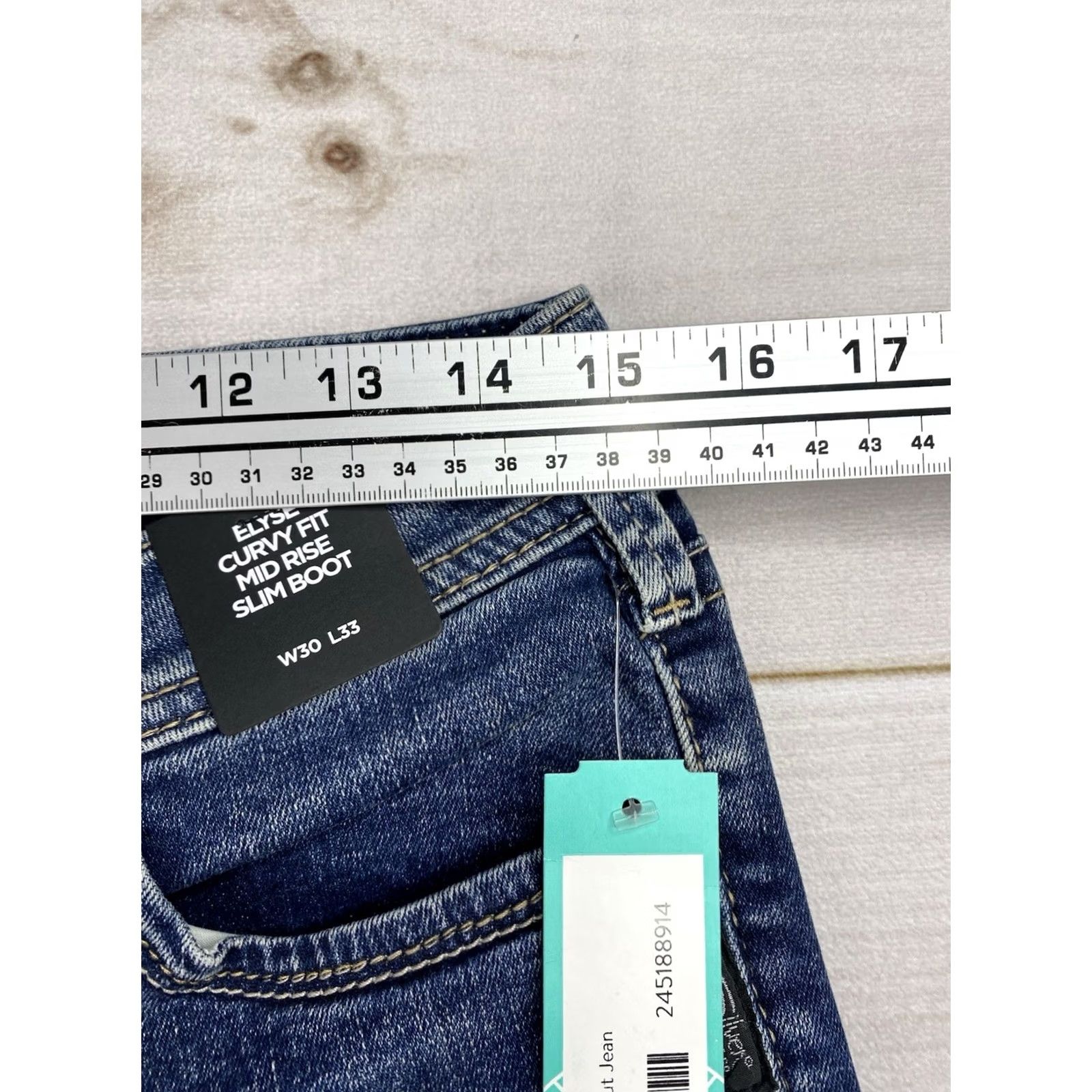 Silver Jeans Co. Silver Jeans Co. Elyse Jeans Dark Wash Slim Bootcut 30x33 Women Bleed NWT Denim Blue 5-Pocket Regular Basin 30" Inseam Jeans Womens Size 30" / US 8 / IT 44 - 7 Thumbnail