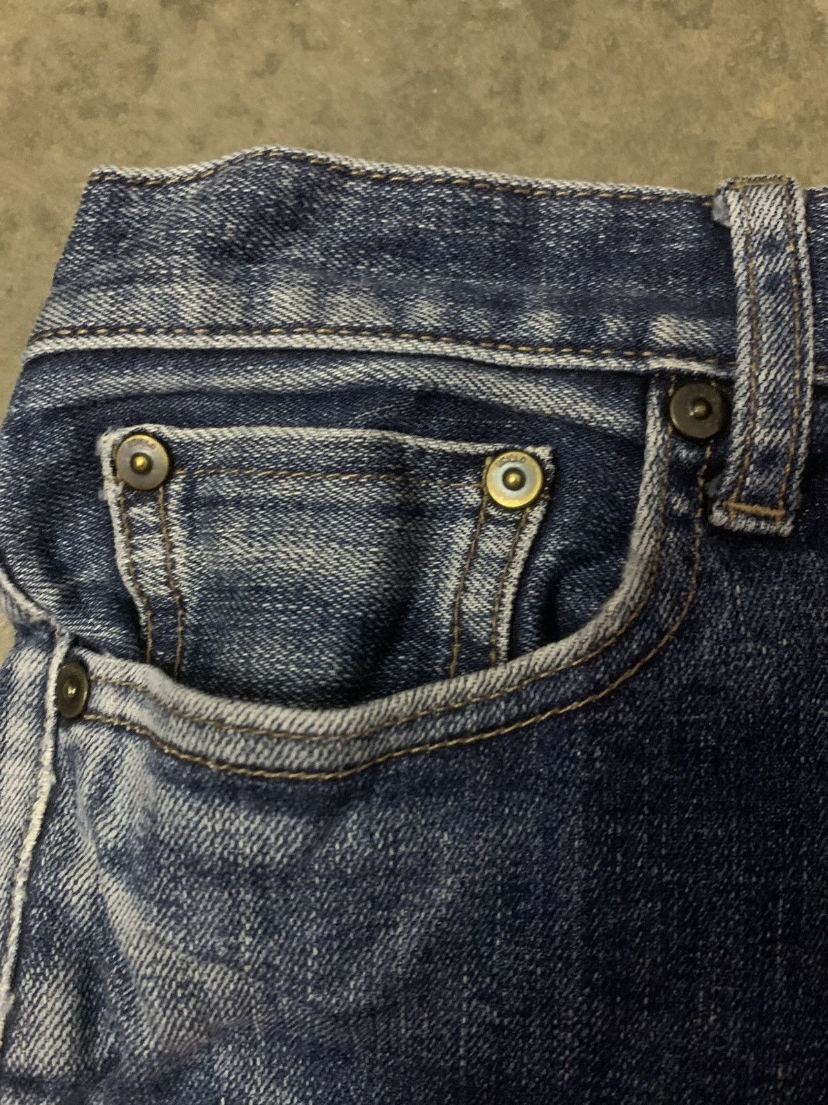Uniqlo Uniqlo Distressed Flare Denim Jeans Selvedge Size US 32 / EU 48 - 6 Thumbnail