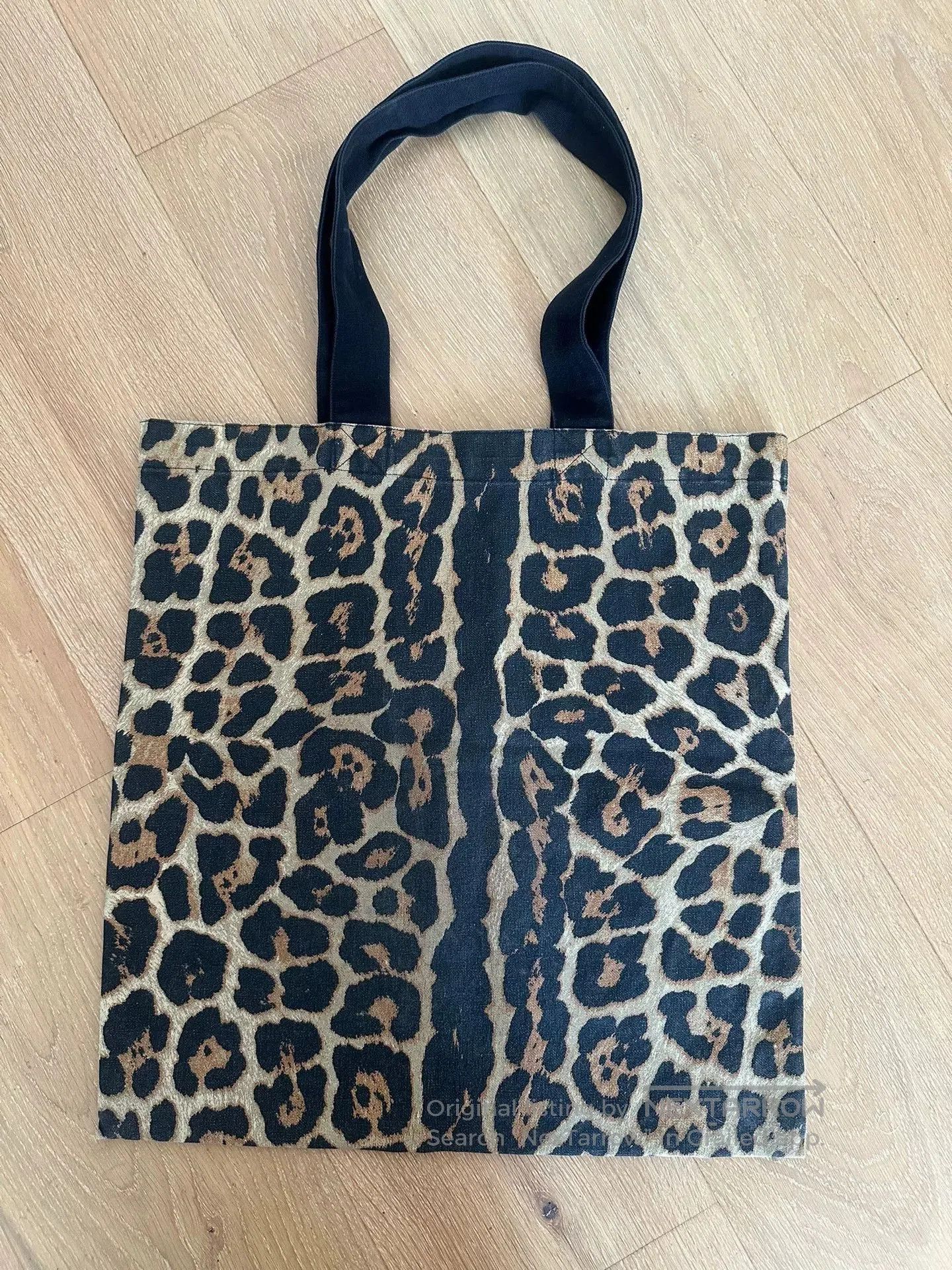 Saint Laurent Paris Saint Laurent Leopard Print Tote Bag. Size ONE SIZE - 2 Thumbnail