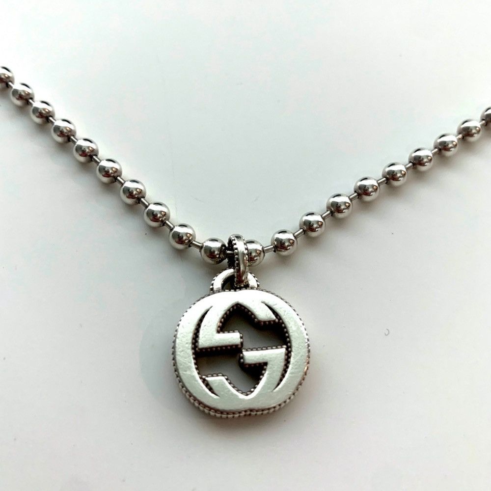 Gucci AUTHENTIC WOMANS GUCCI SILVER INTERLOCKING GG CHARM BRACELET Size ONE SIZE - 4 Thumbnail