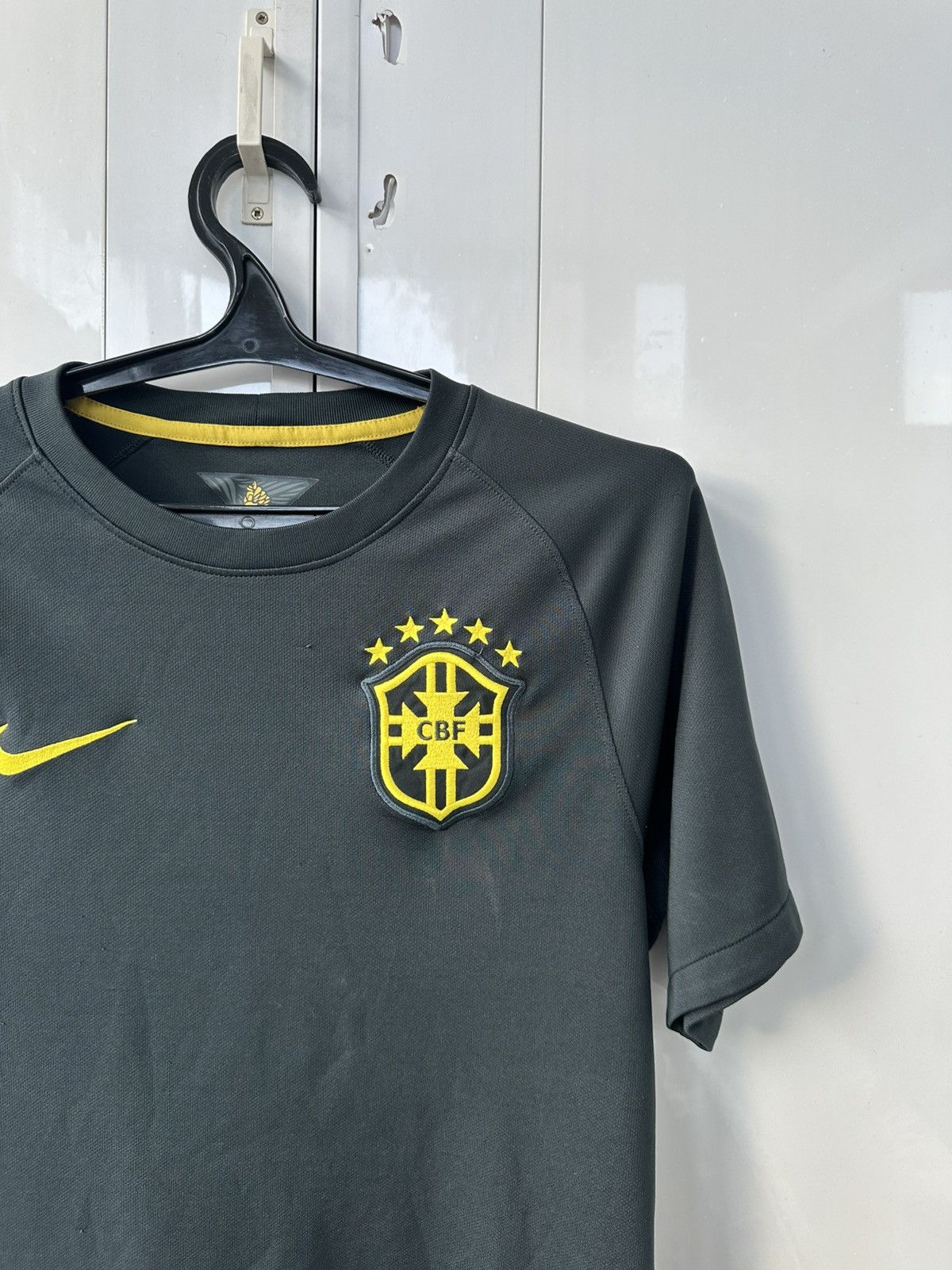 Nike Vintage Nike Brazil 2014 CBF Y2K Jersey Size US S / EU 44-46 / 1 - 4 Thumbnail