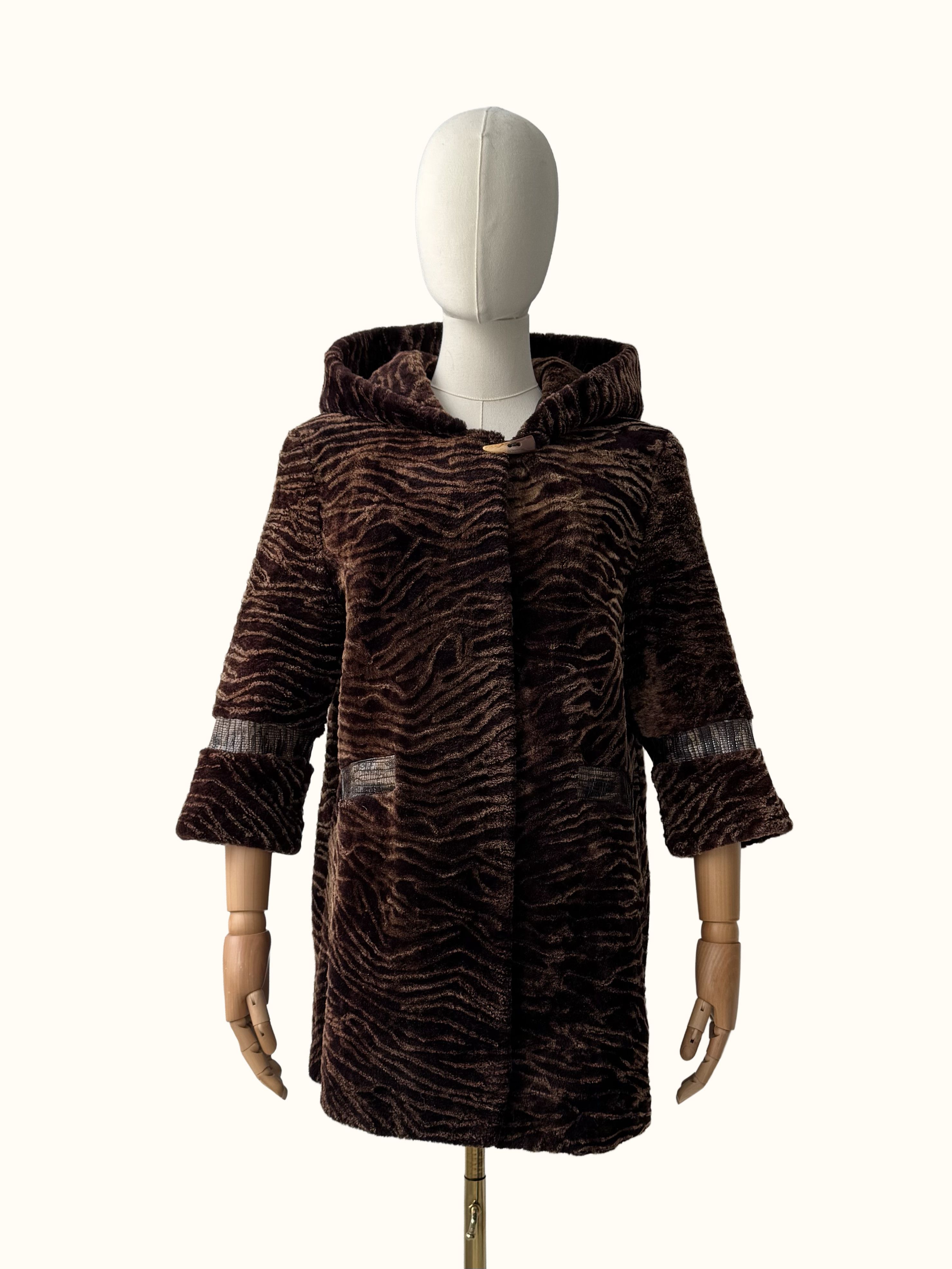 Vintage Vintage Real Sheepskin Hooded Coat(B409)E2D15 Size M / US 6-8 / IT 42-44 - 1 Thumbnail