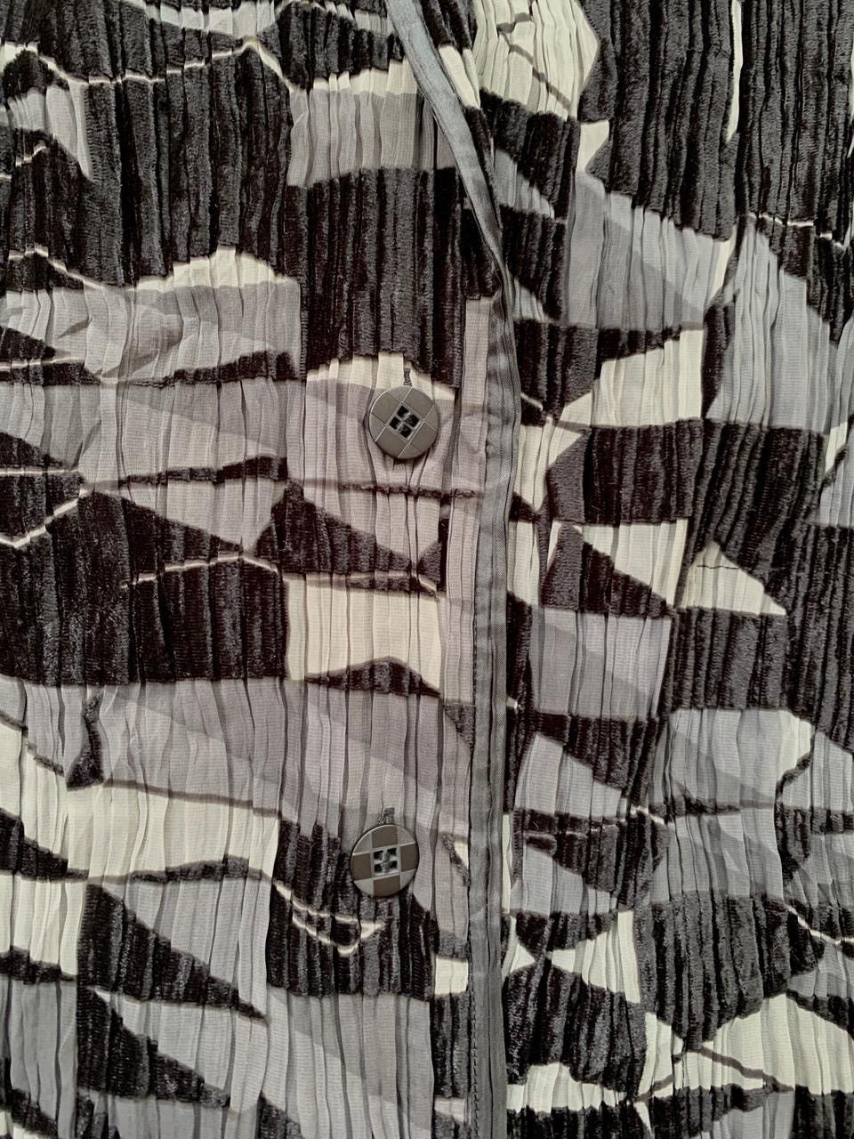 Issey Miyake FREE TAX! Pleated Printed Blazer Jacket Size US S / EU 44-46 / 1 - 5 Thumbnail