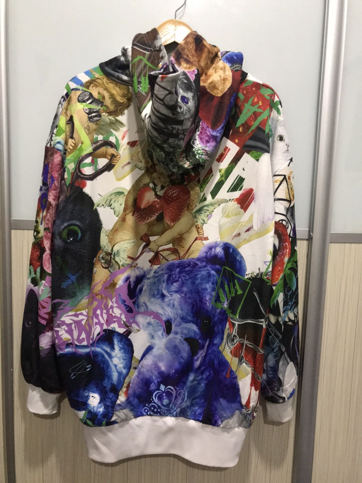 Japanese Brand Rare! Tavas Tokyo Halloween Bear Fullprint Hoodie Size US L / EU 52-54 / 3 - 3 Thumbnail