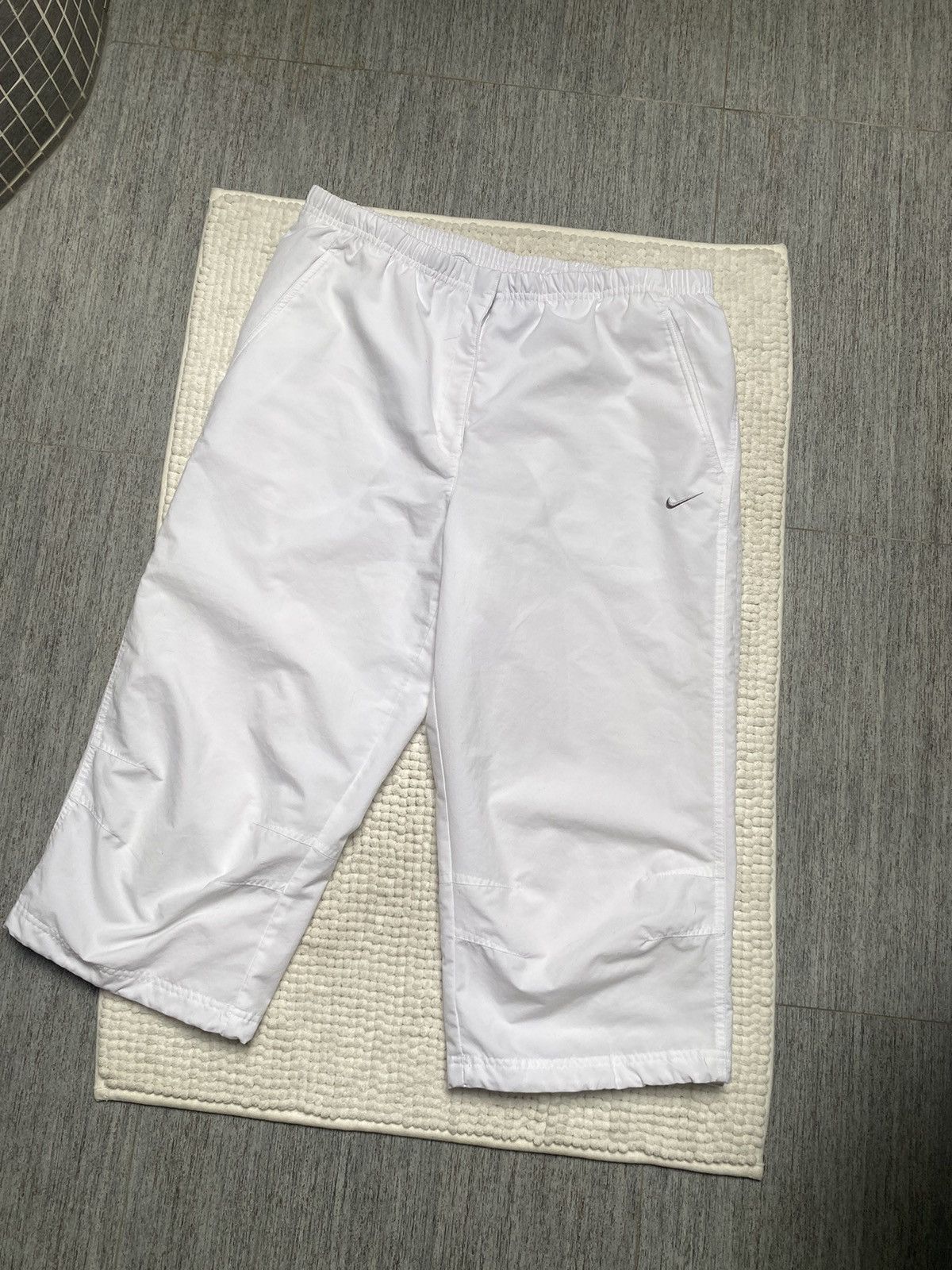 Nike × Vintage Nike Vintage W 3/4 nylon pants swoosh y2k 00s white drill Size 34" / US 12 / IT 48 - 2 Thumbnail
