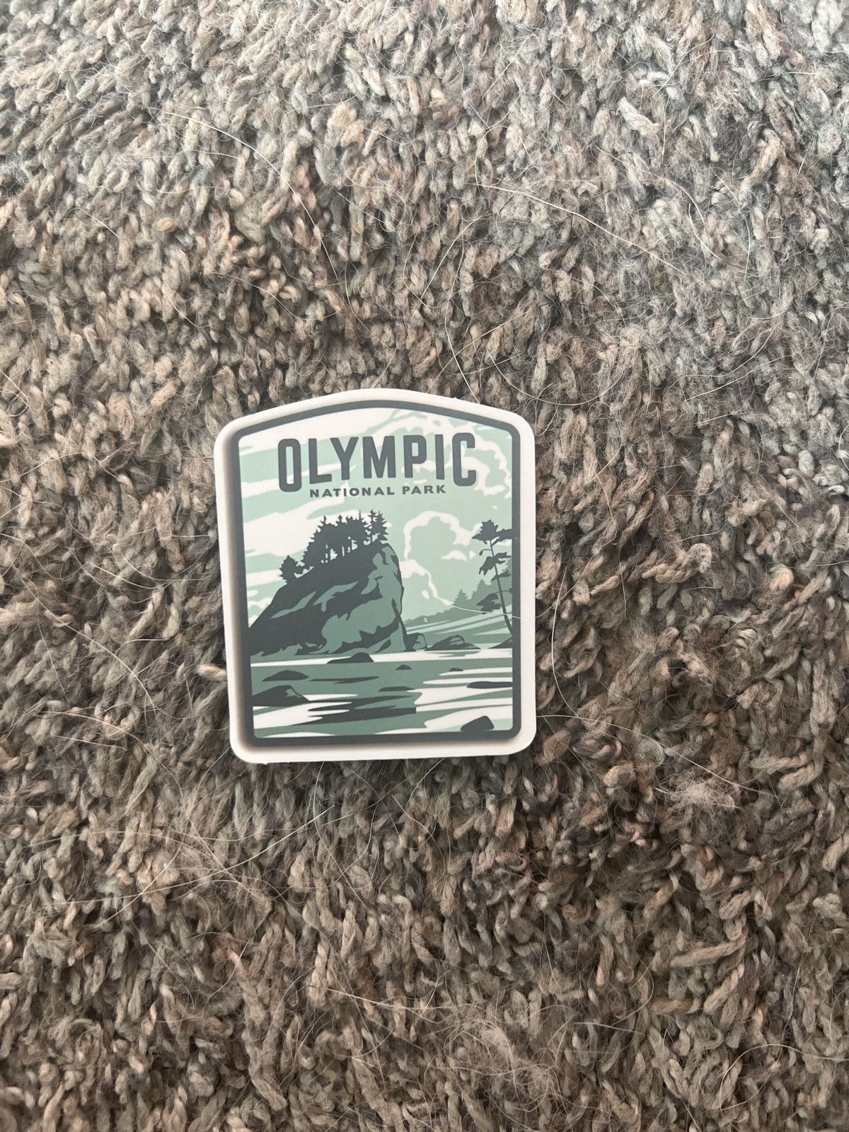 Hypebeast × Vintage Olympic National Park Sticker Size ONE SIZE - 1 Thumbnail