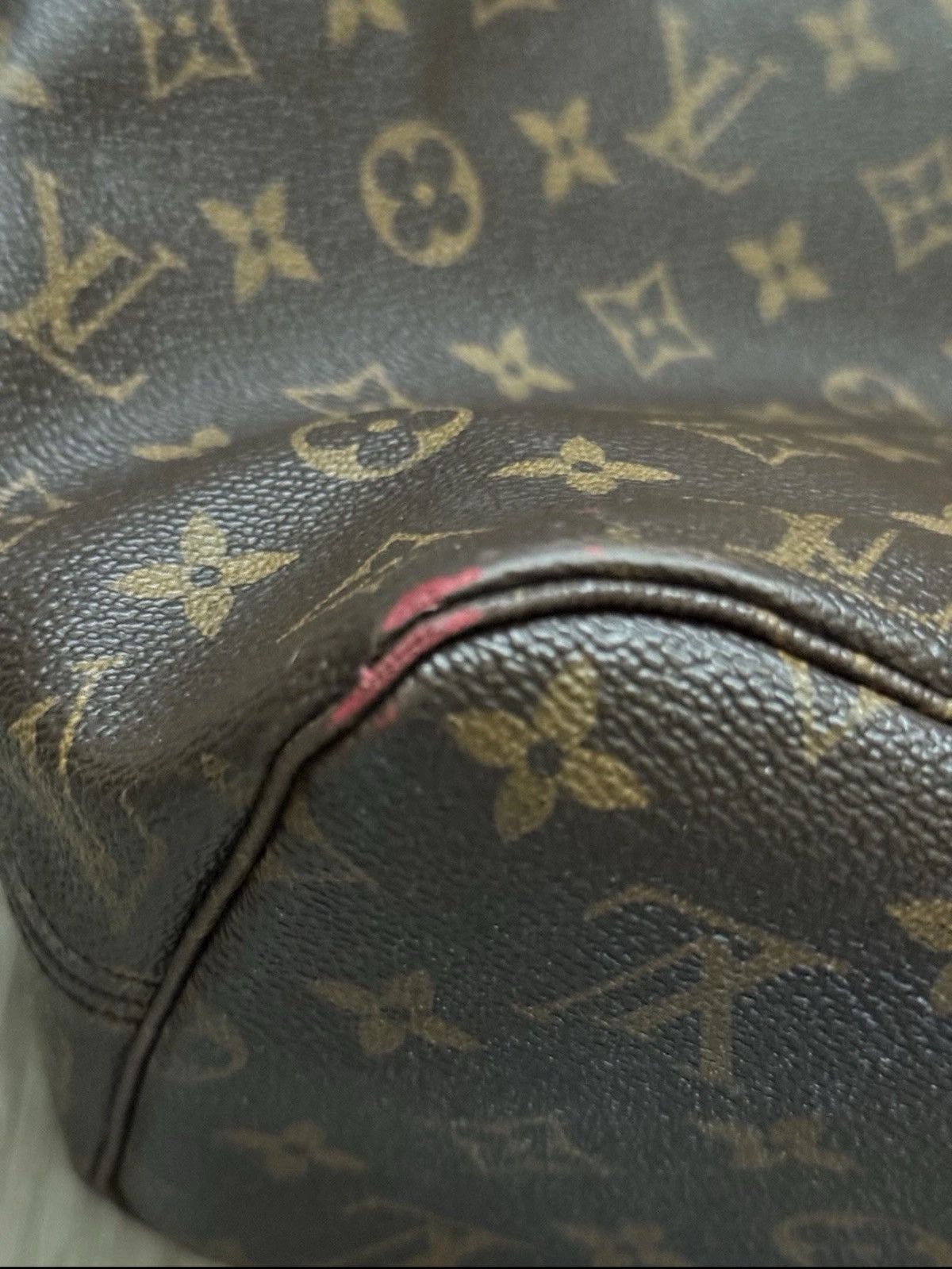 Louis Vuitton Louis Vuitton Monogram Purse Articles de Voyage Red Interior Size ONE SIZE - 7 Thumbnail