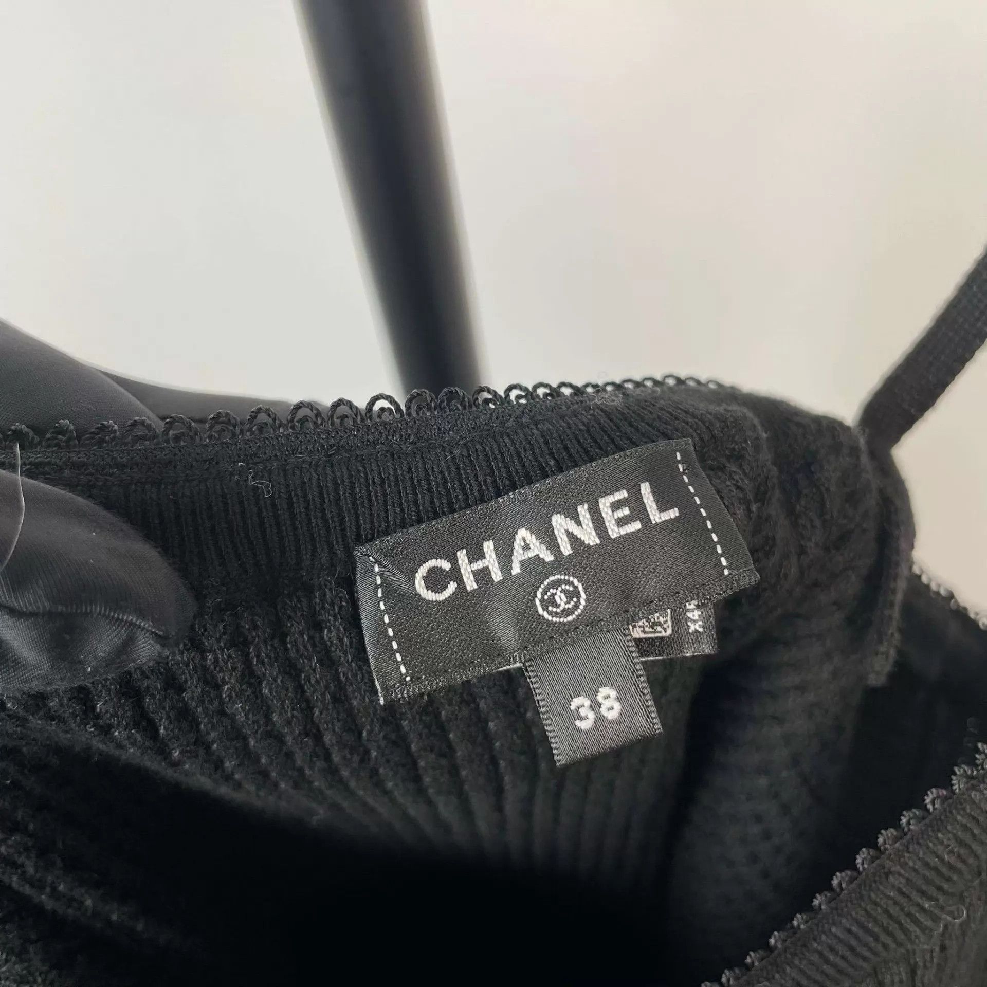 Chanel Chanel 24A Black cinched cami 38 95 New Size S / US 4 / IT 40 - 4 Thumbnail