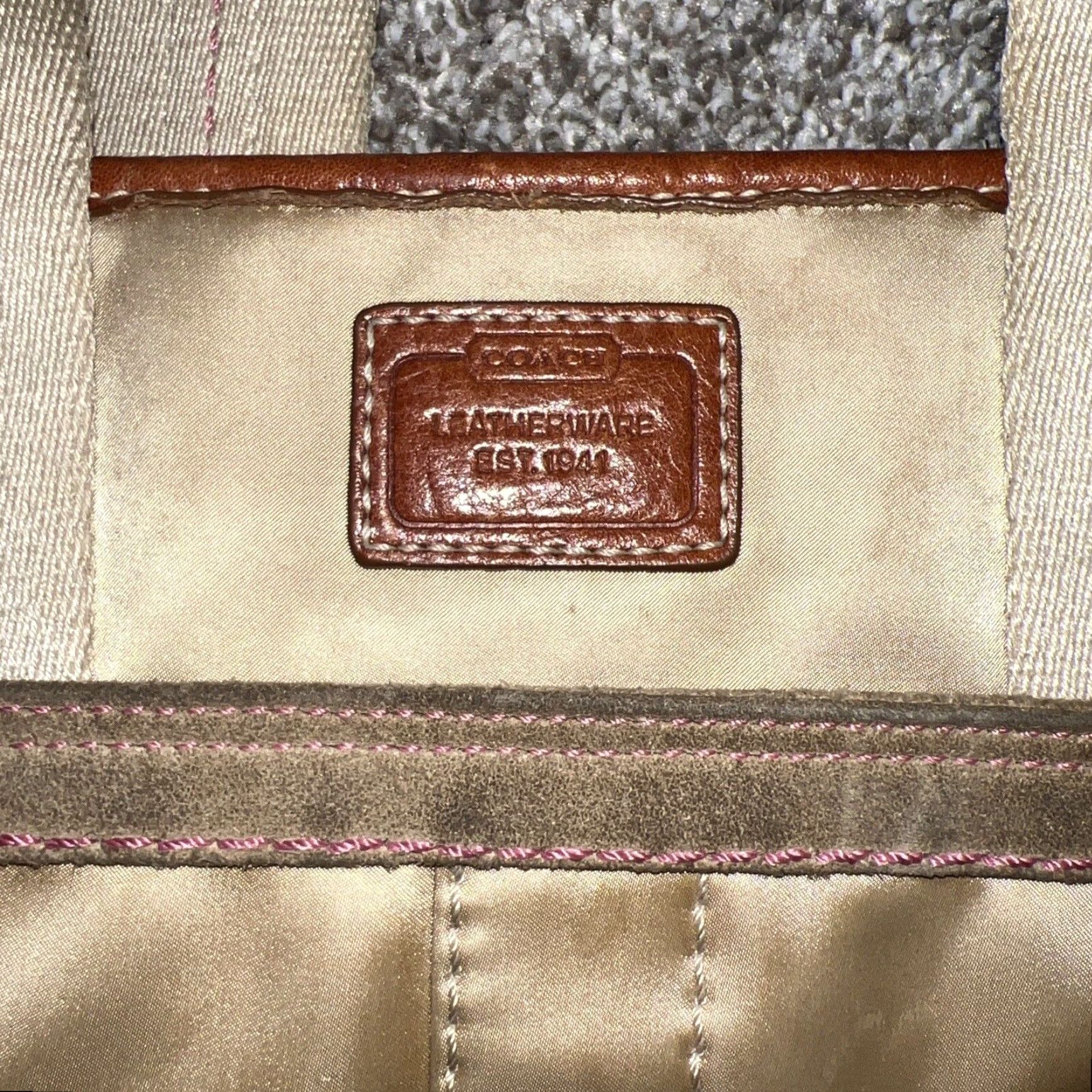 Coach Coach Small Leather Purse Handbag Womens Size ONE SIZE - 3 Thumbnail