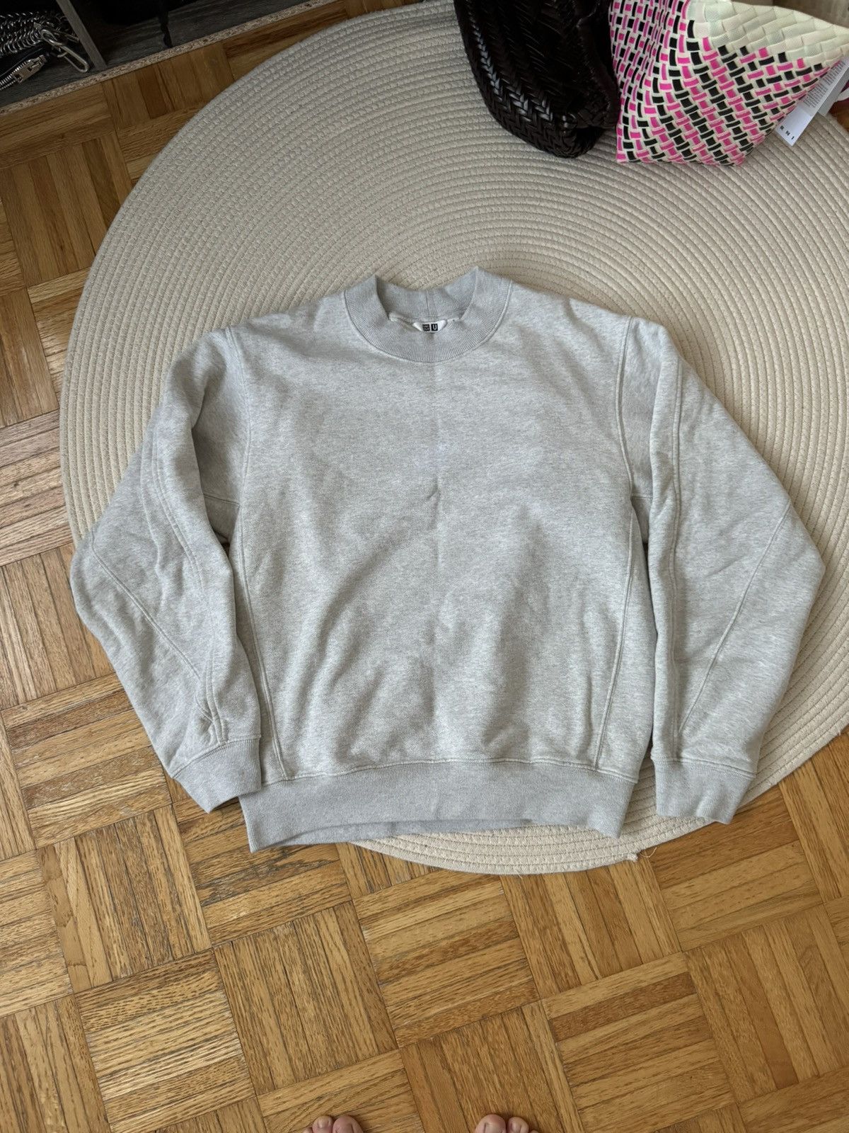 Uniqlo Uniqlo U collection crewneck sweatshirt size S Size S / US 4 / IT 40 - 1 Thumbnail