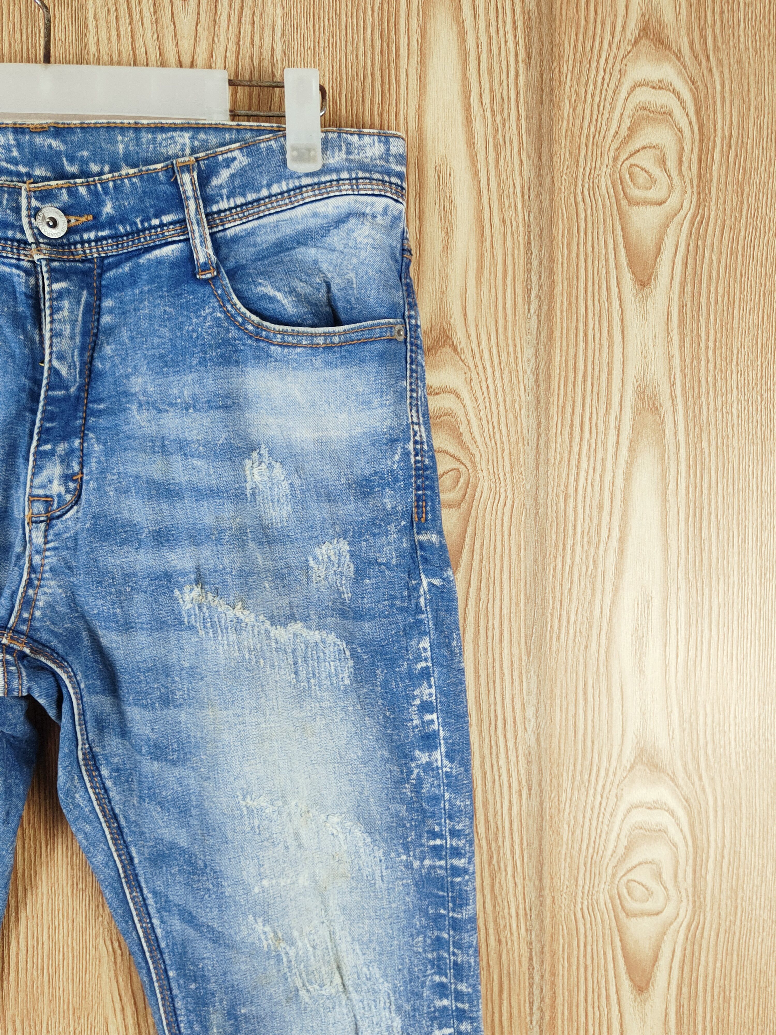 Japanese Brand Avail Blue Distressed Ripped Jeans #W022 Size US 33 - 5 Thumbnail