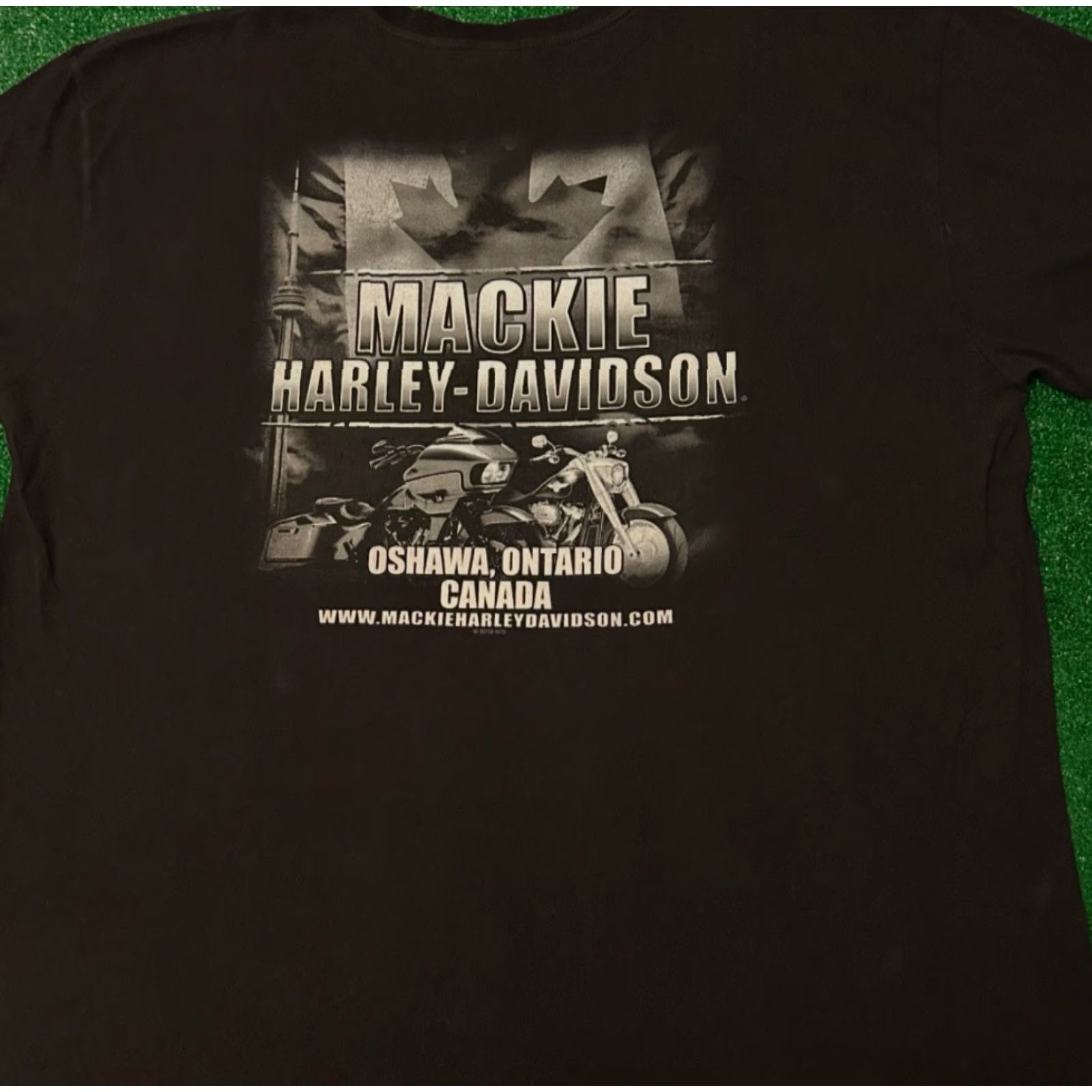 Harley Davidson VINTAGE Harley-Davidson Y2K Biker Road Therapy 2019 Shirt Mens 3XL Black 90s Grunge Logo Canada Size US XXL / EU 58 / 5 - 2 Thumbnail