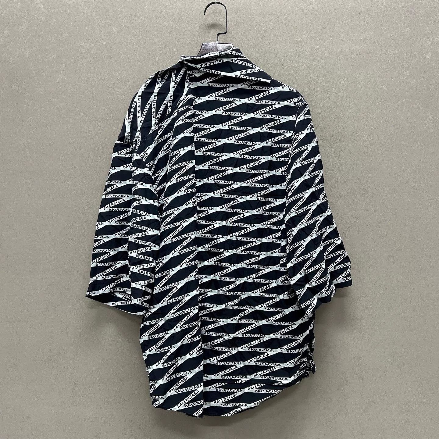 Balenciaga Balenciaga All Over Print Shirt 99 New 34 Size XXS / US 00 / IT 34 - 2 Thumbnail